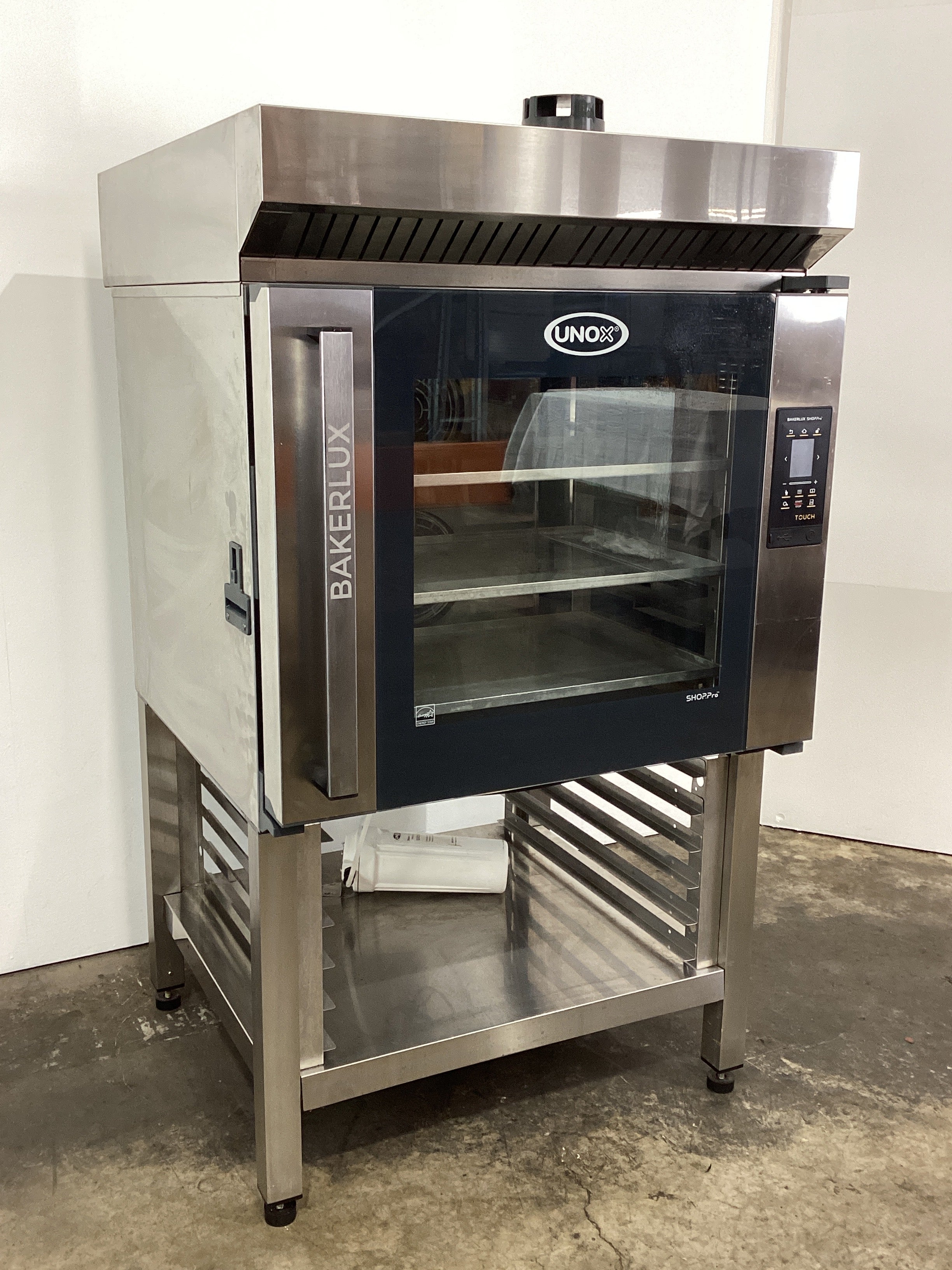 Unox XEFT-06EU-ETLV Combi Oven W/Stand & Exhaust Hood