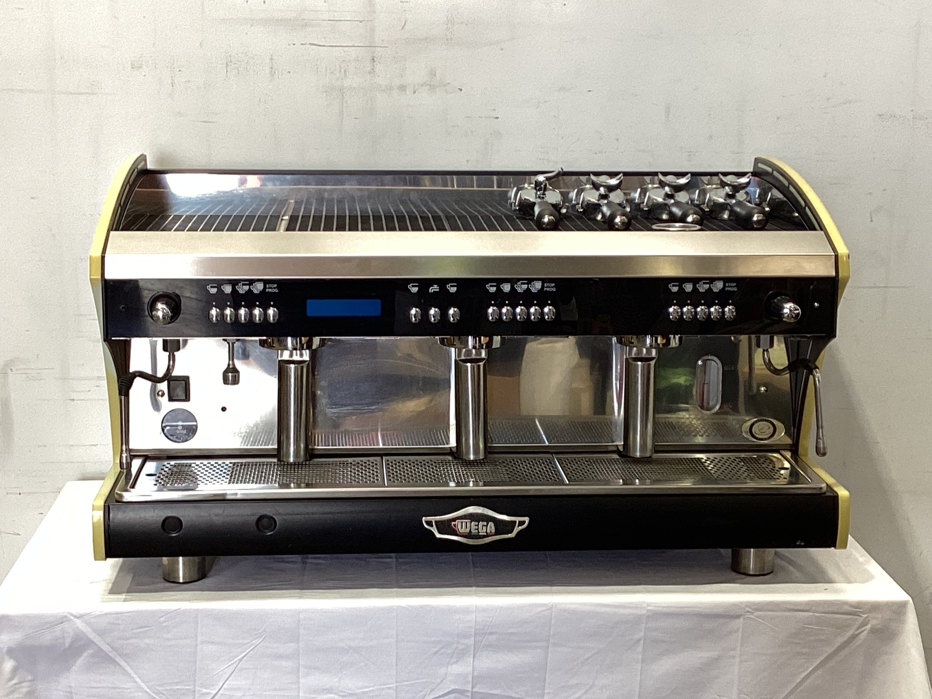 Wega EVD./3-PR 3 Group Coffee Machine