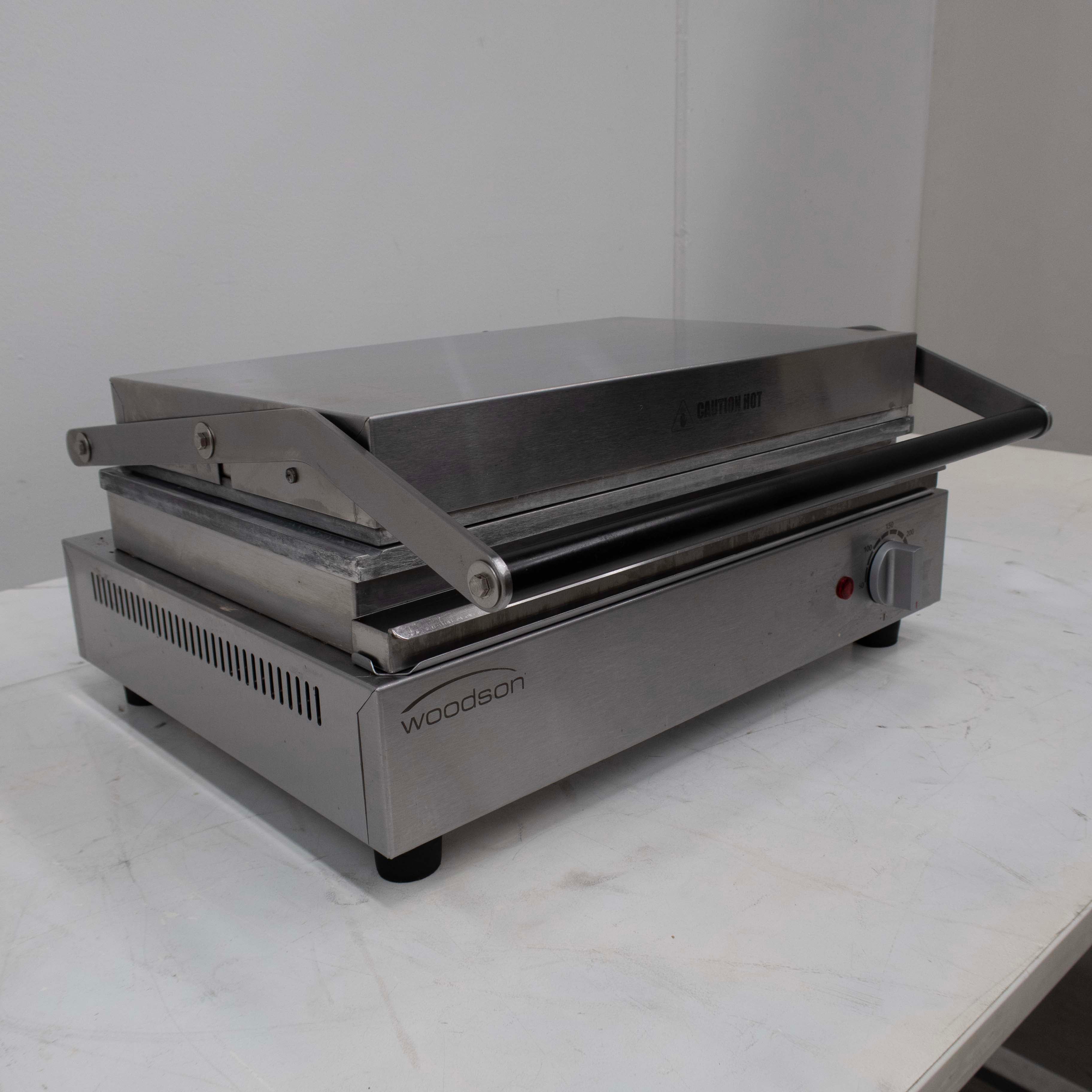 Woodson W.CT8 Contact Grill