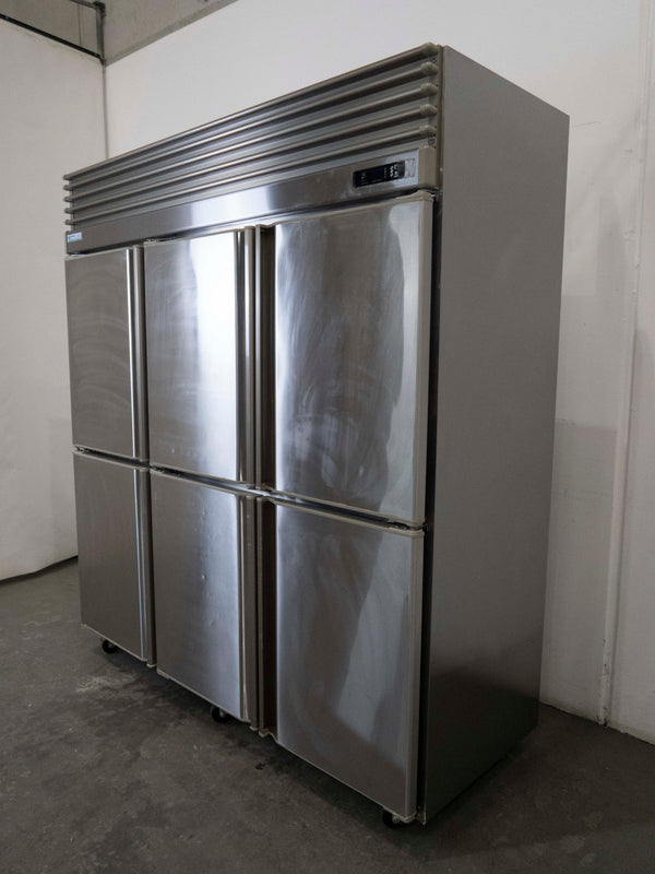 Artisan M1623 Upright Freezer