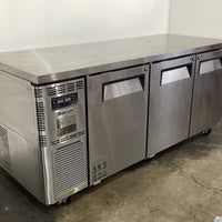 Turbo Air KURF18-3-N Undercounter Fridge/Freezer
