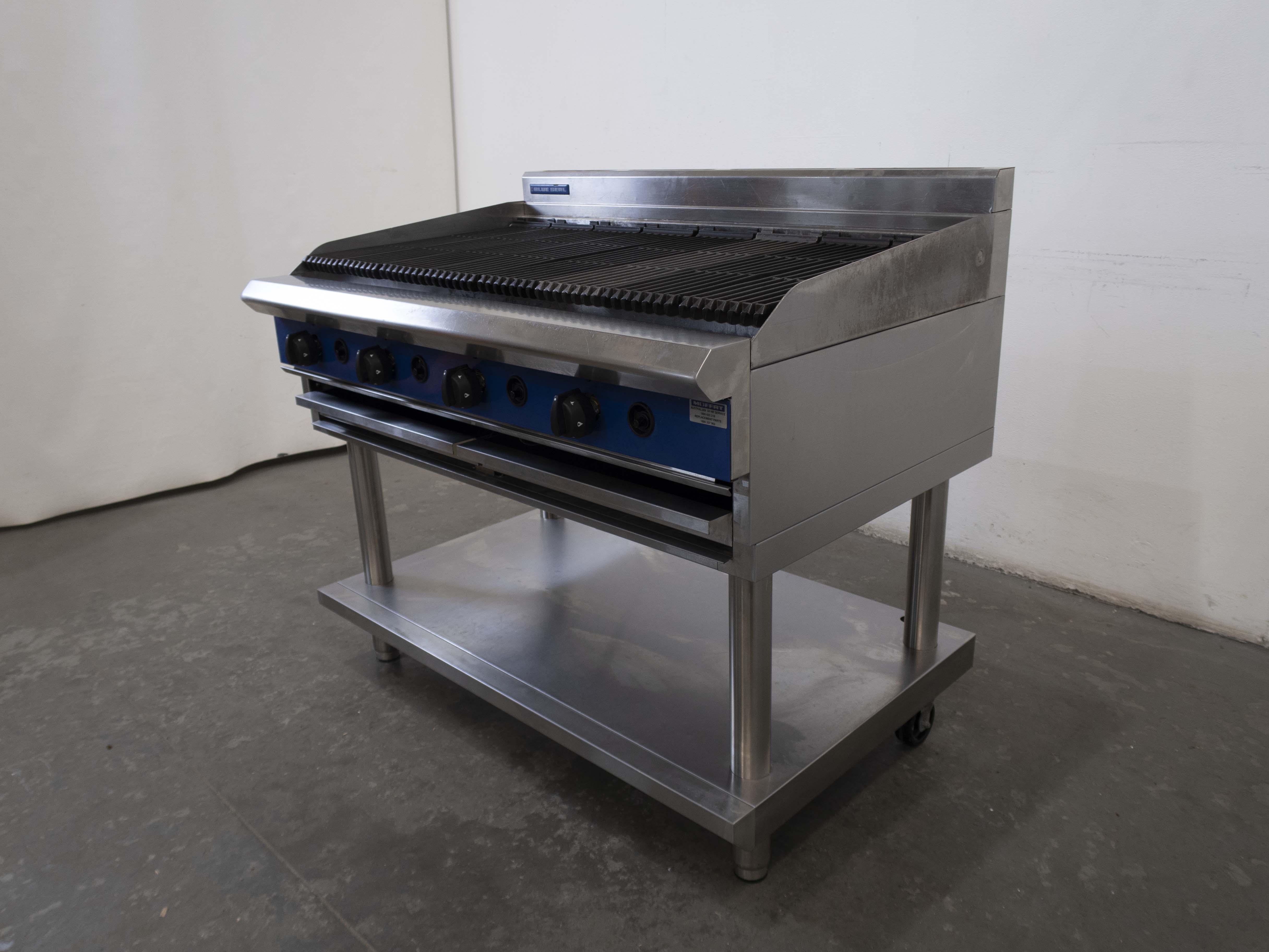 Blue Seal G598-LS 4 Burner Char Grill