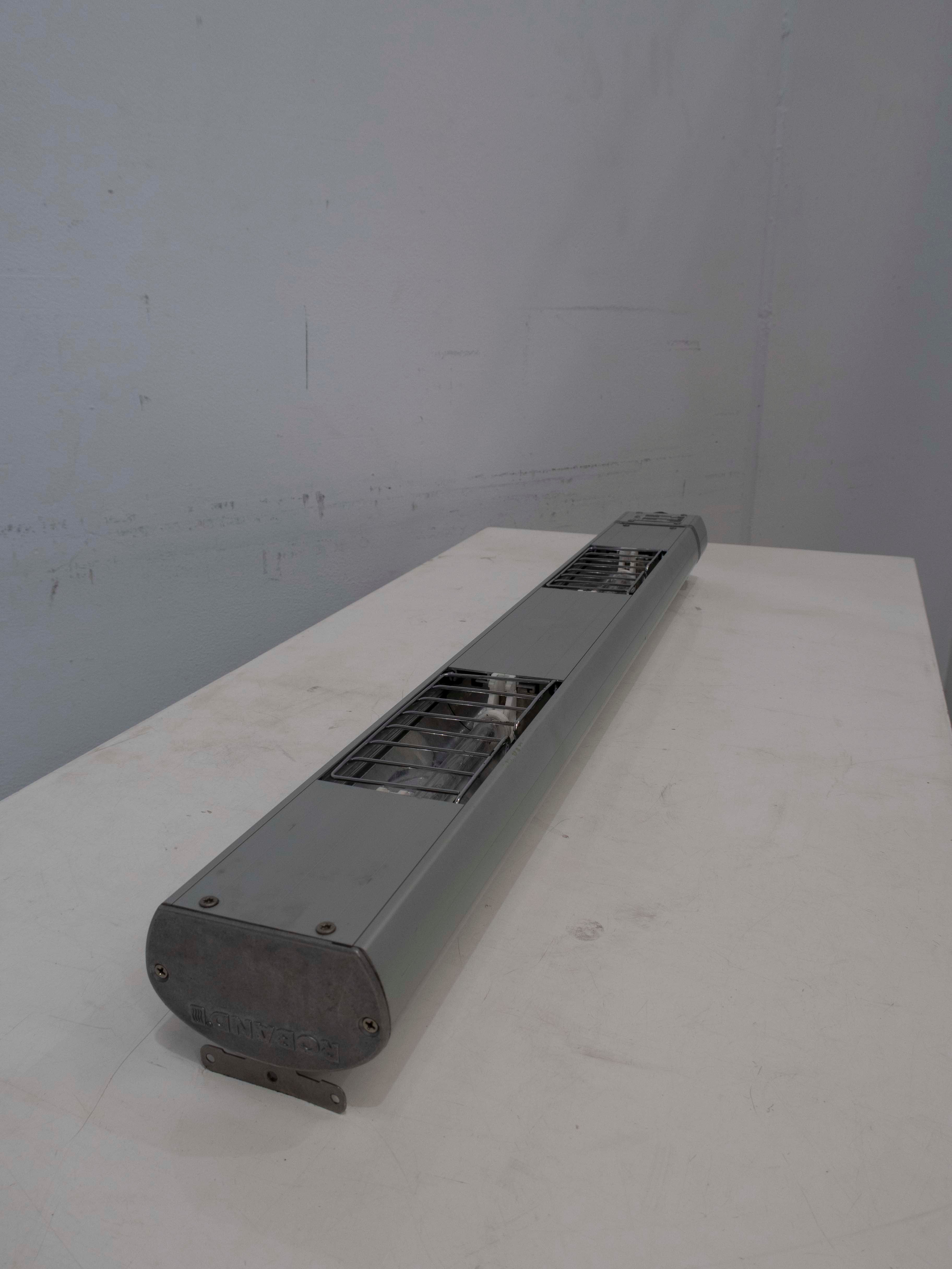 Roband HQ900E Heat Lamp