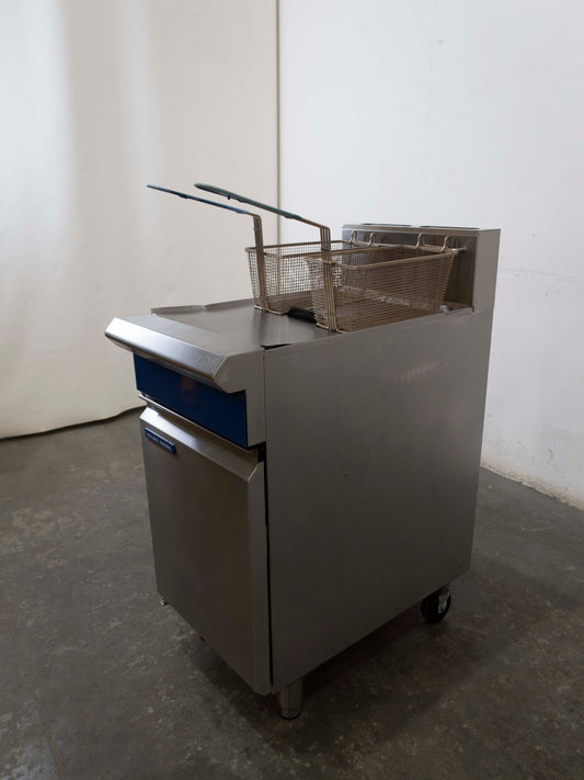 Blue Seal GT45 Fryer