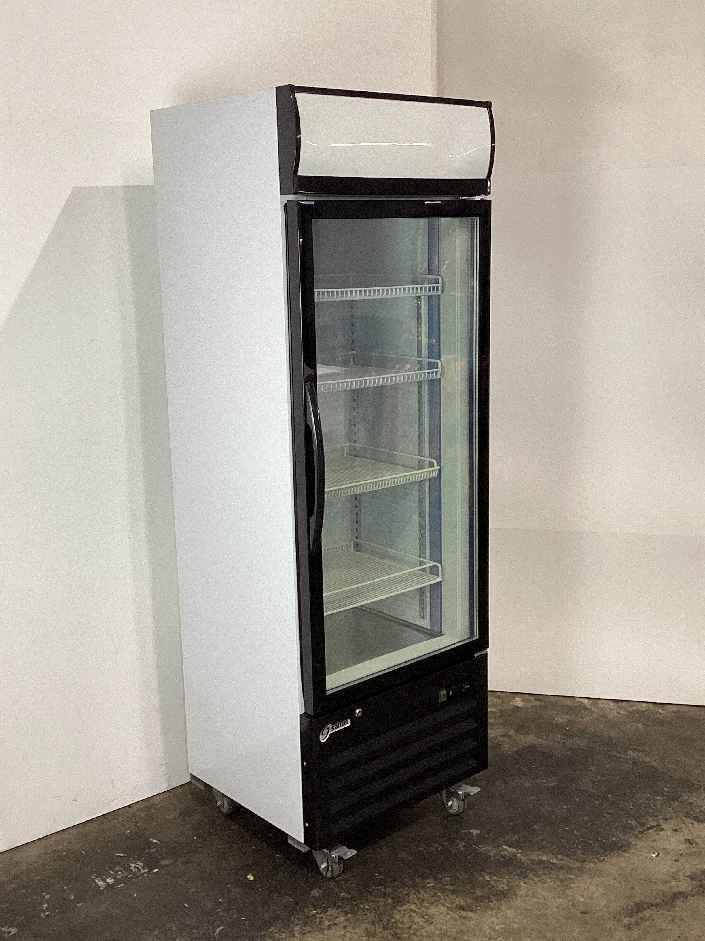 Saltas QDFS2315 Upright Freezer