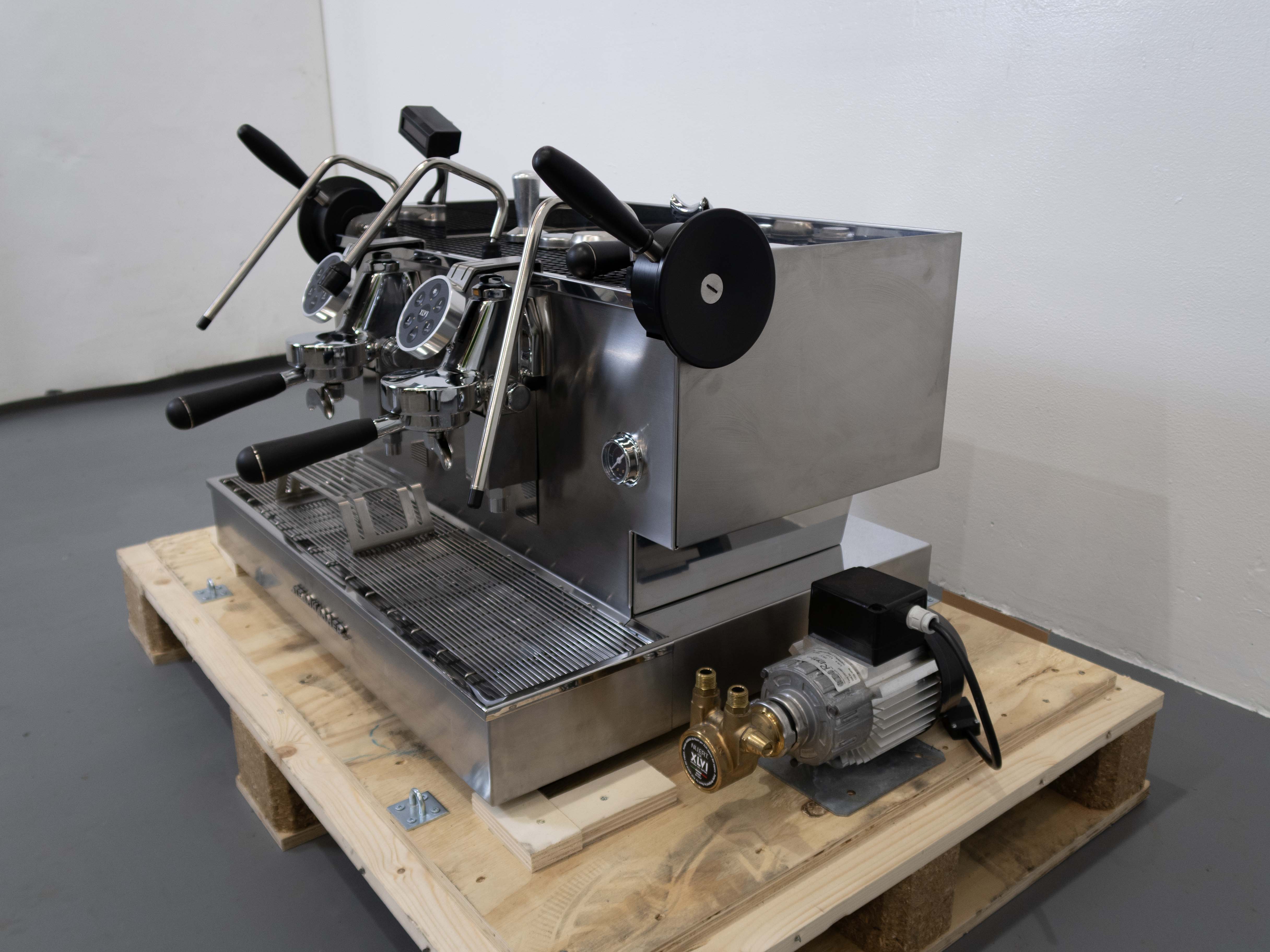 XLVI  Steamhammer Elettronica Volumetric 2 Group Coffee Machine