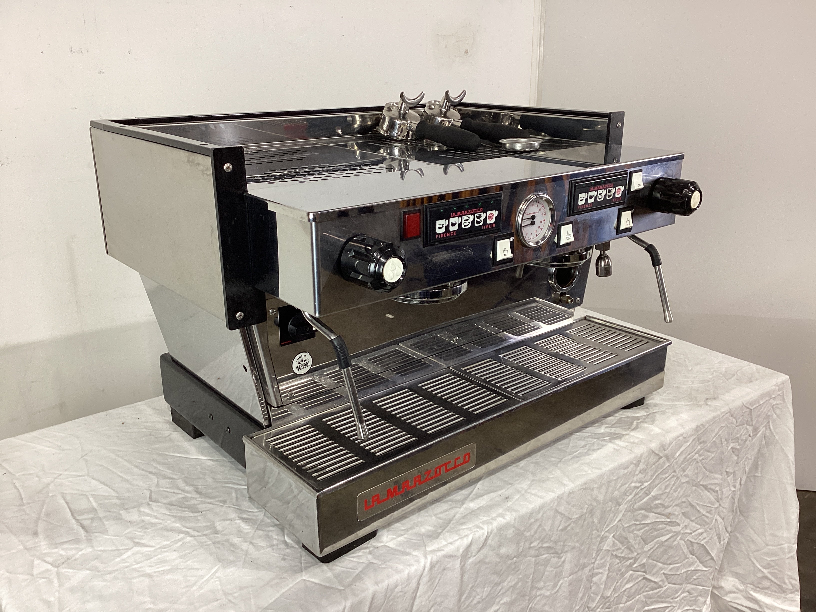 La Marzocco Linea 2AV 2 Group Coffee Machine