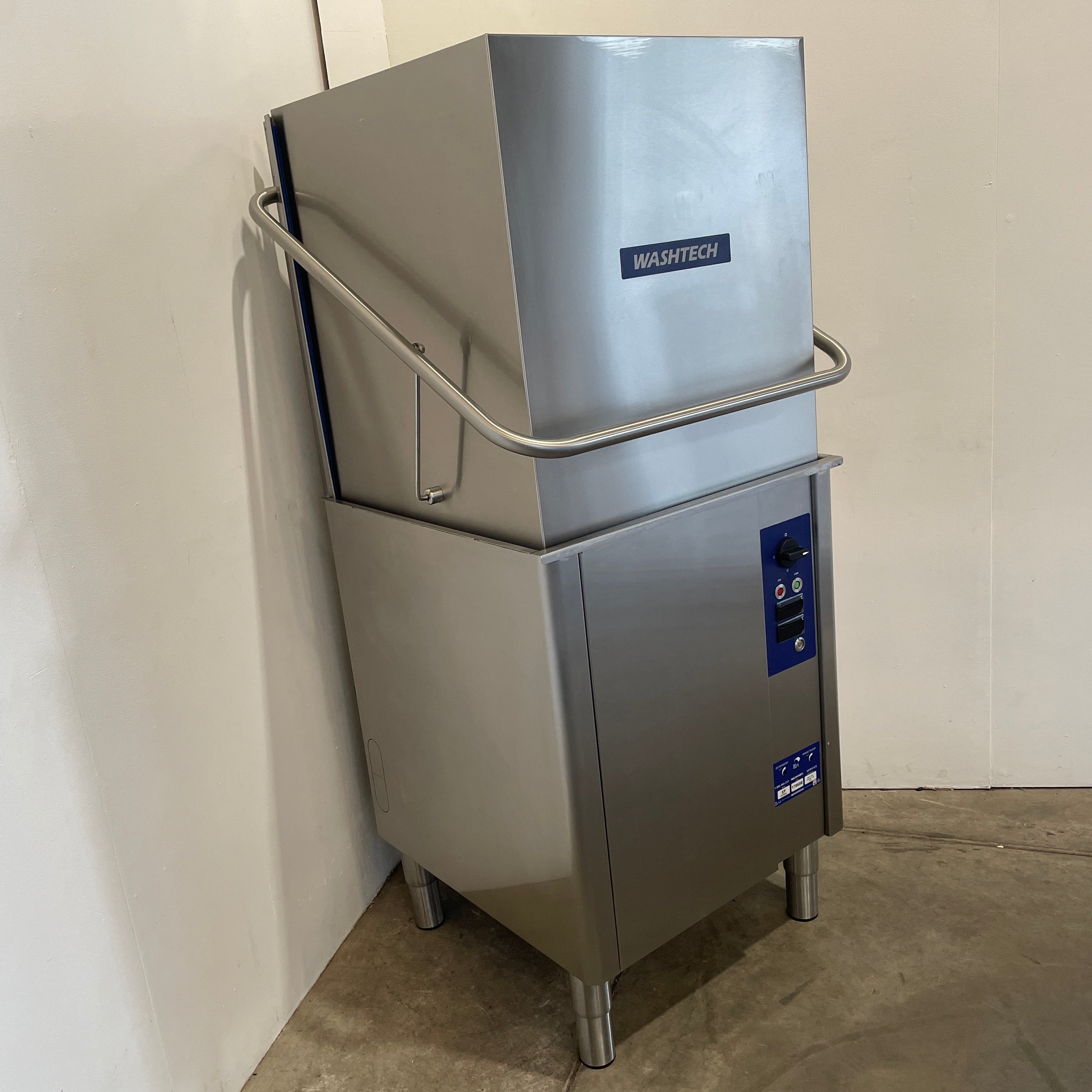 Washtech XP Passthrough Dishwasher