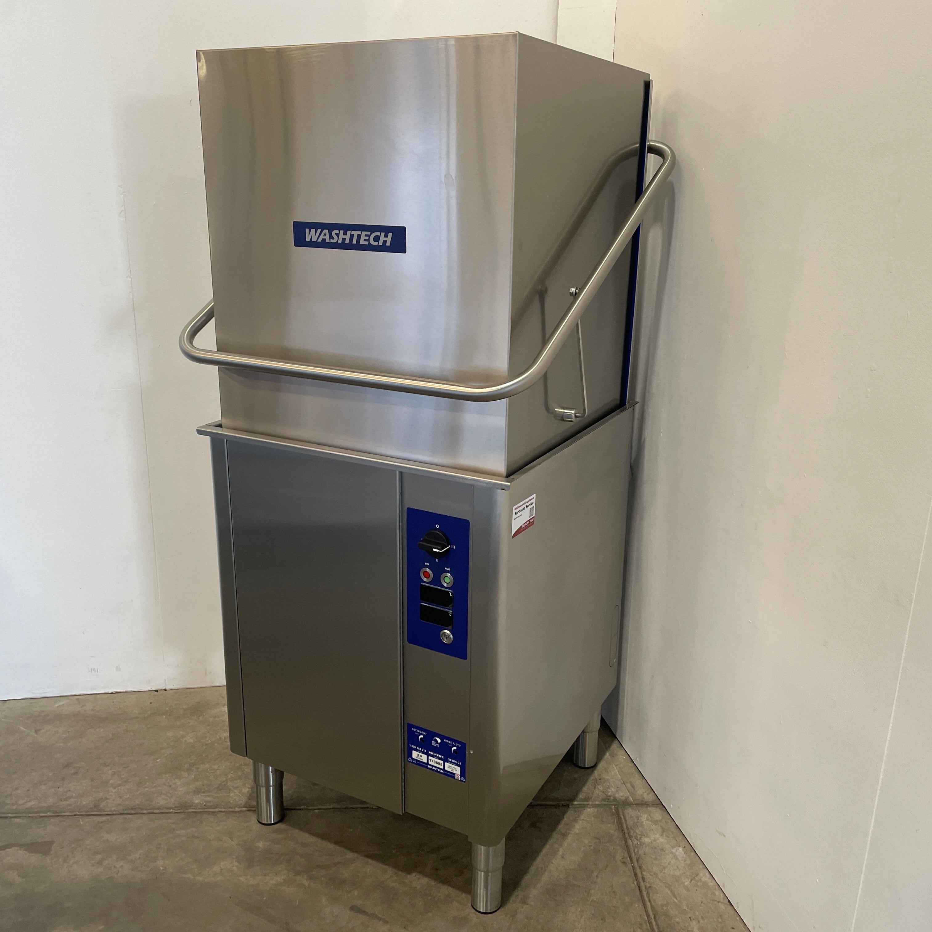 Washtech XP Passthrough Dishwasher