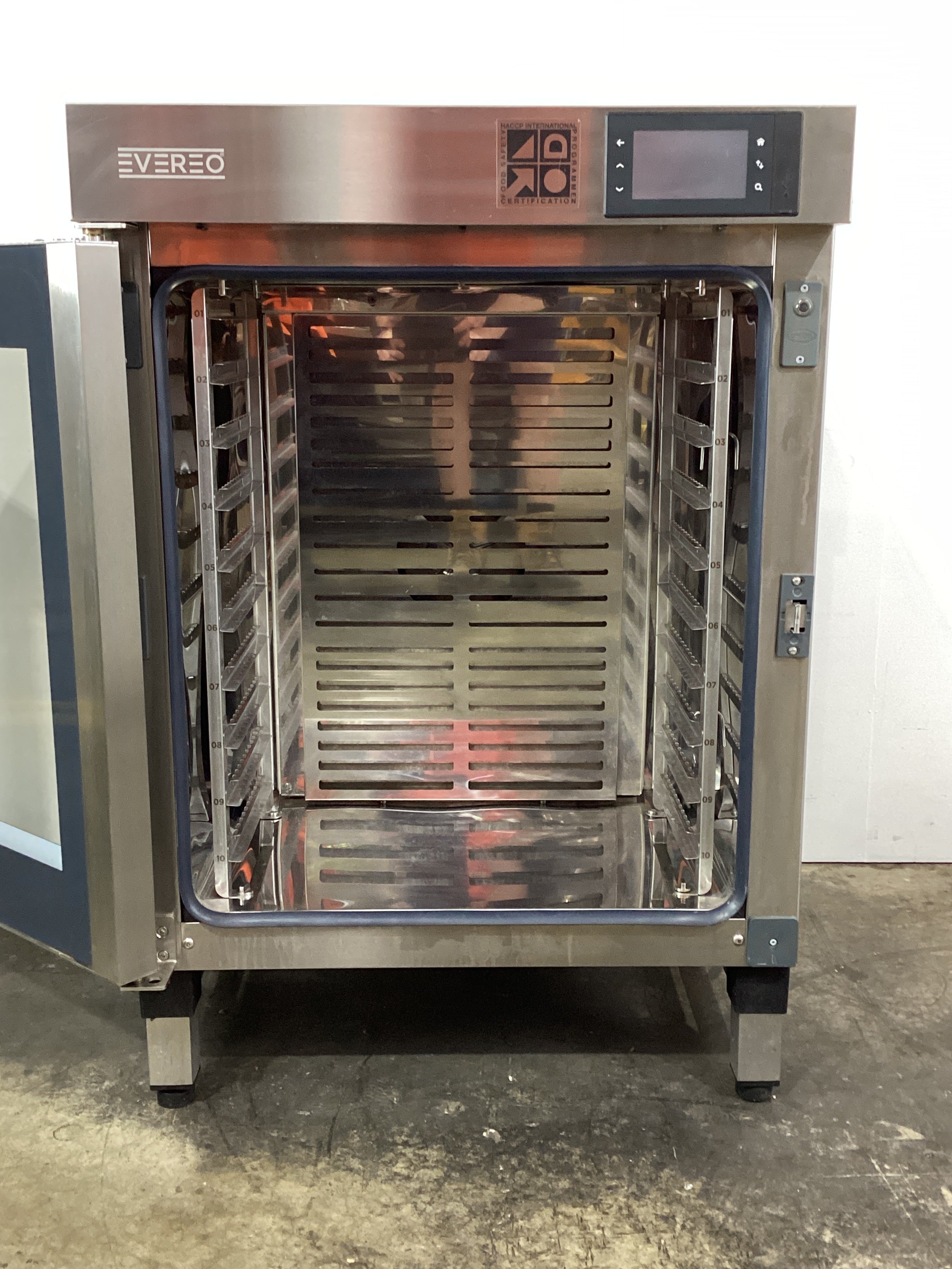 Unox XEEC-1011-EPL Hot Fridge