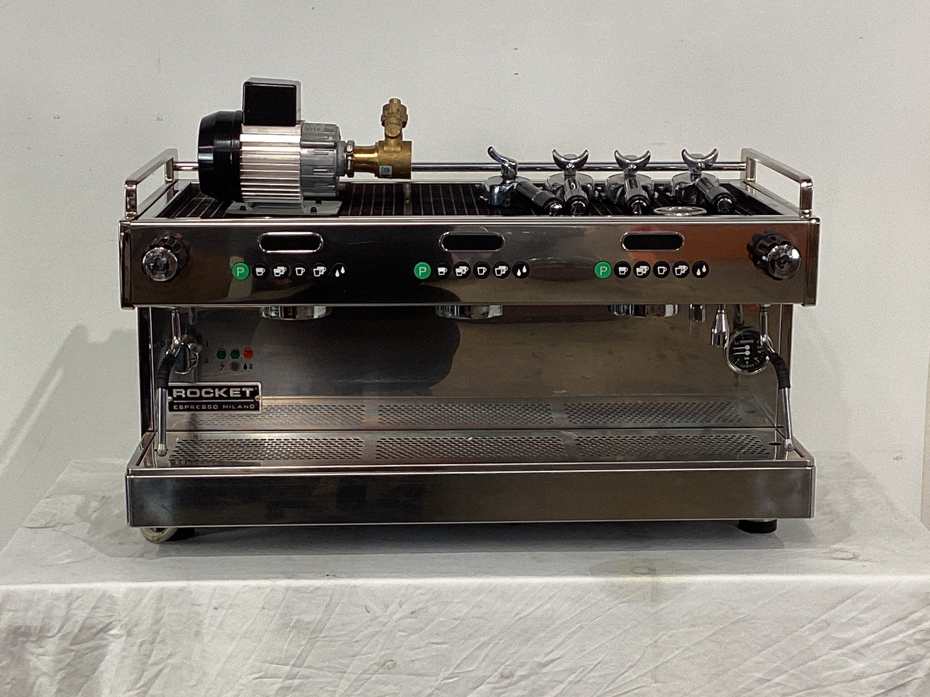 Rocket Boxer Timer A3 3 Group Coffee Machine