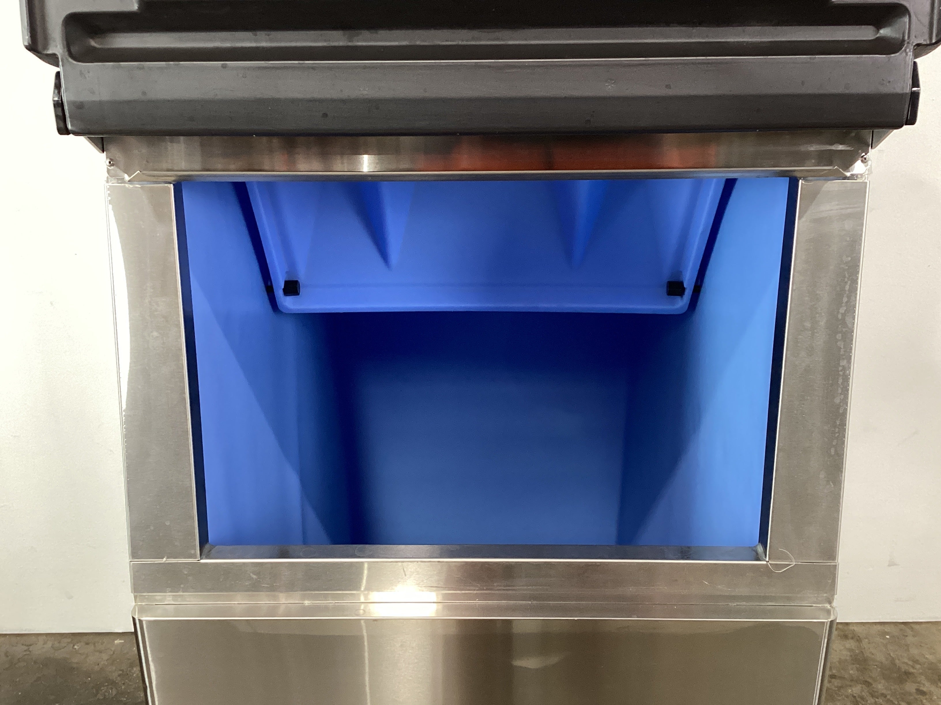 Hoshizaki KM660MAJE Ice Maker SilverChef