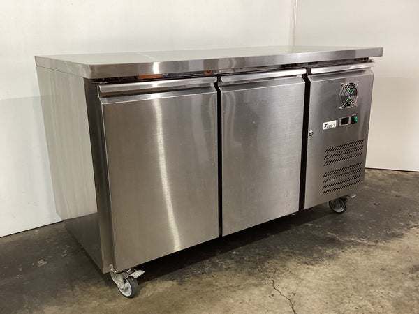 FED-X XUB7C13S2V Undercounter Fridge