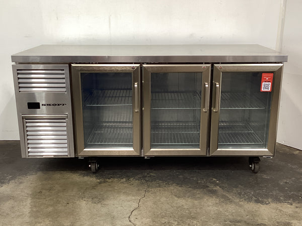 Skope RF7.UBR.3.GD Undercounter Fridge