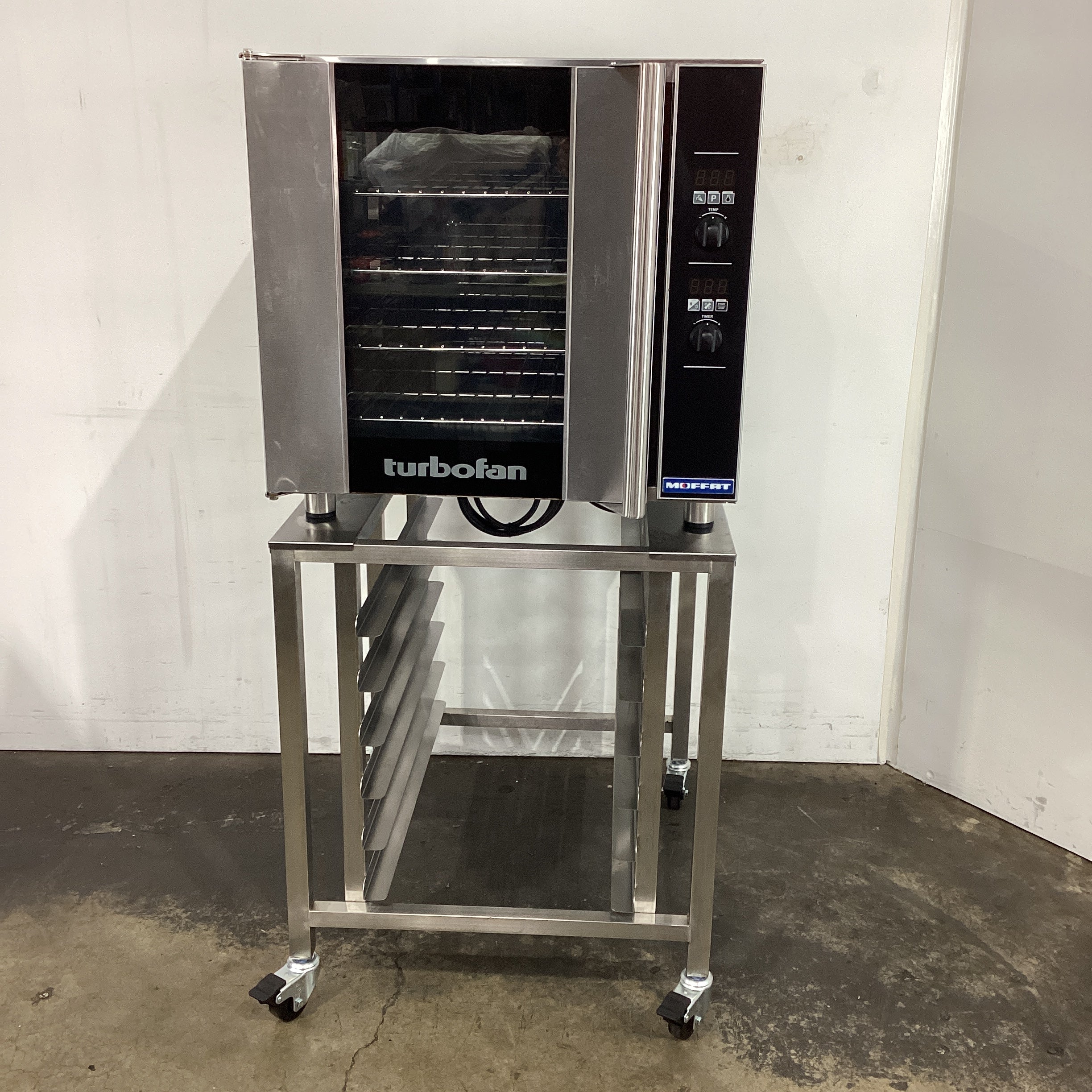 Turbofan E32D4 Convection Oven + Stand