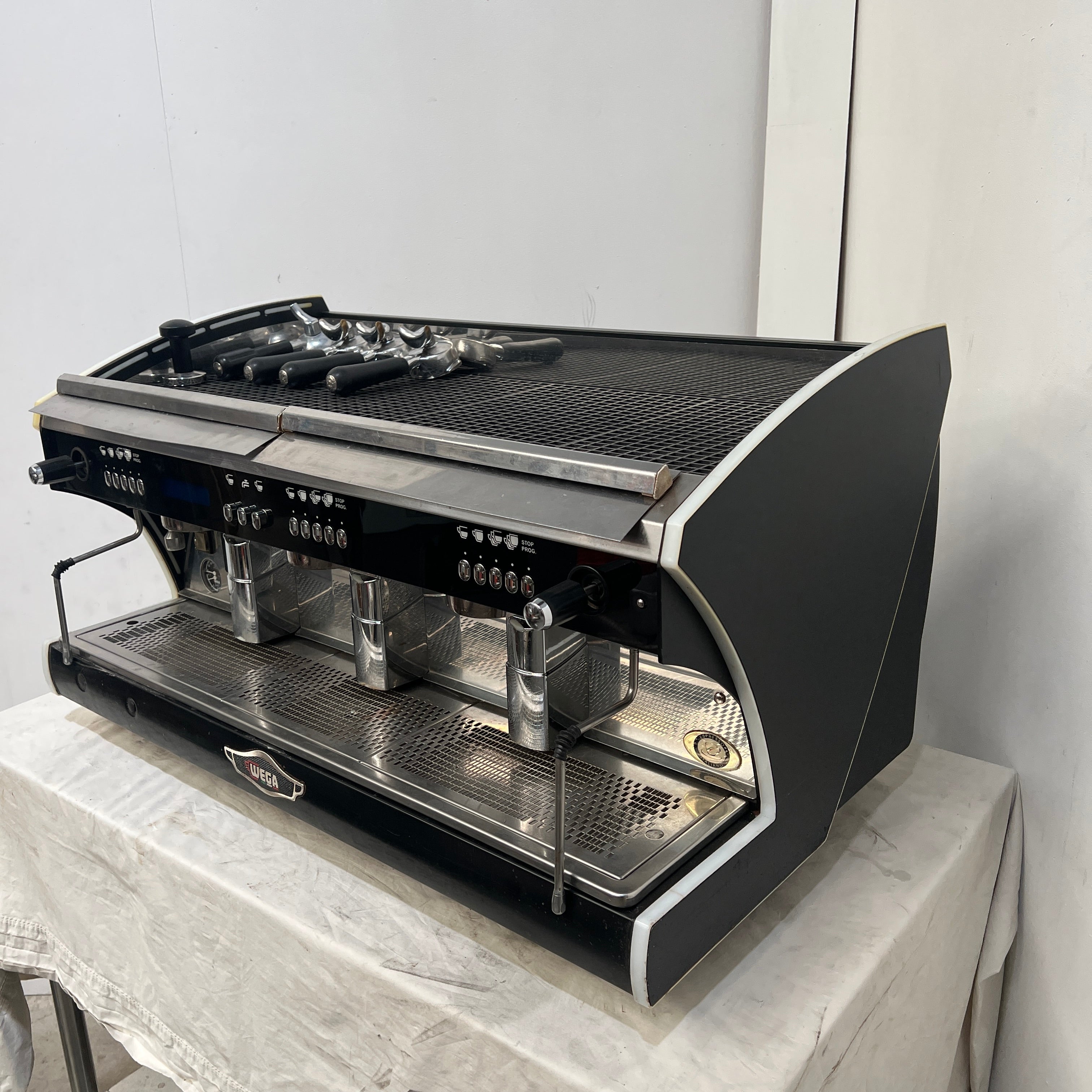 Wega EVD./3-PR 3 Group Coffee Machine