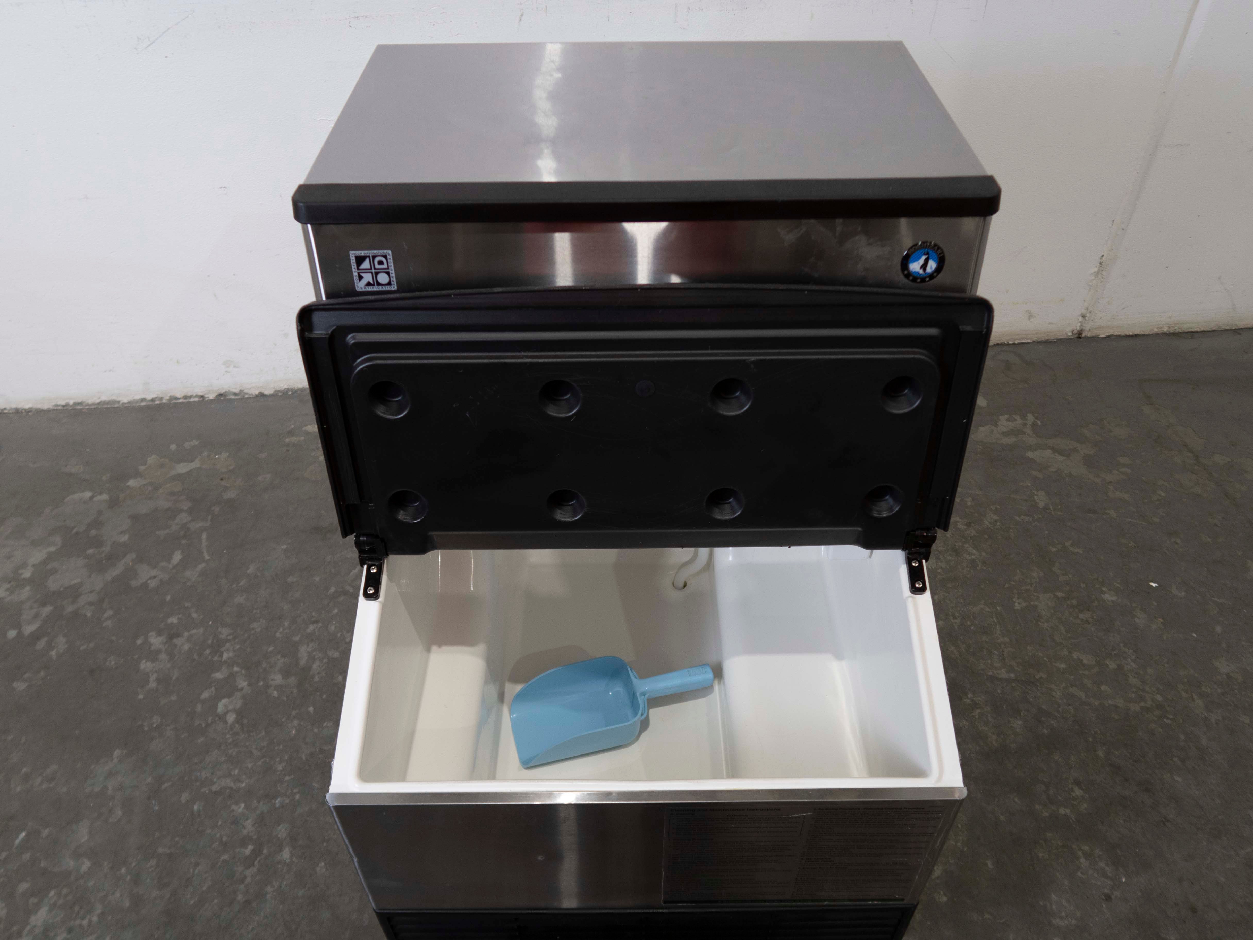Hoshizaki KM-115B Ice Machine