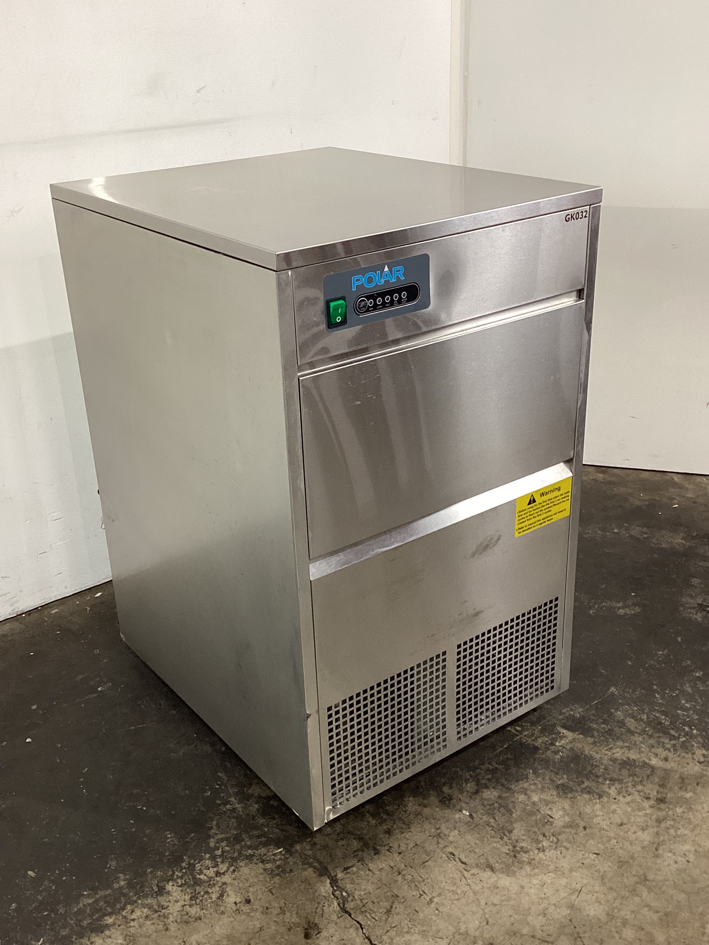 Polar G-Series GK032-A Ice machine