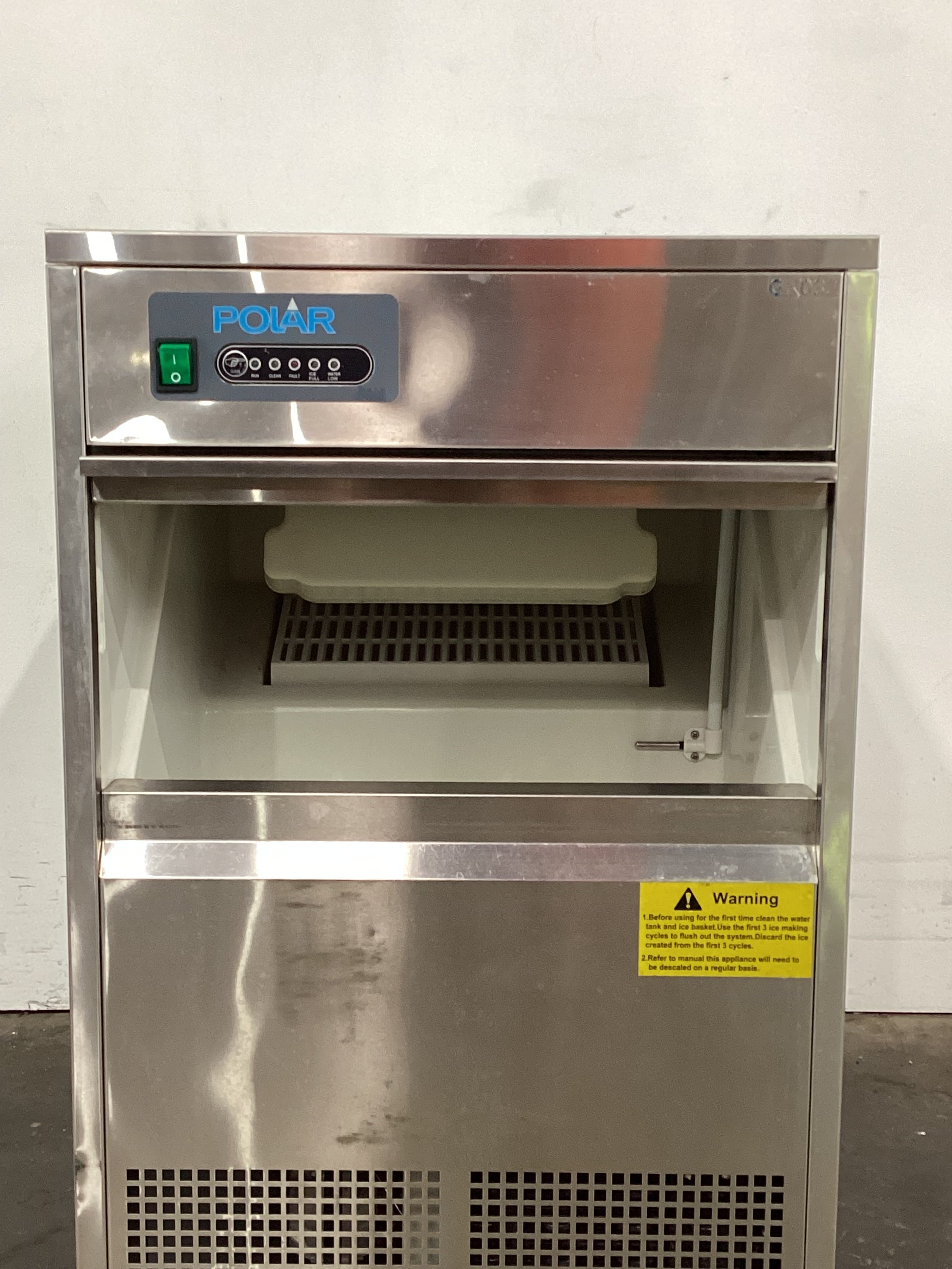 Polar G-Series GK032-A Ice machine