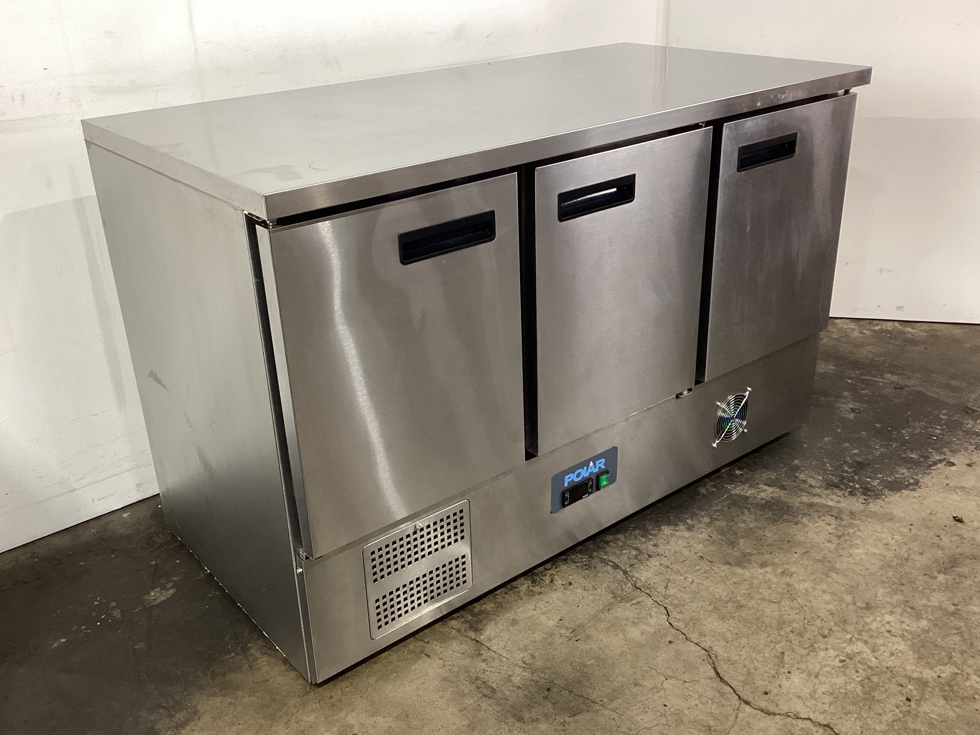 Polar G622-A Undercounter Fridge