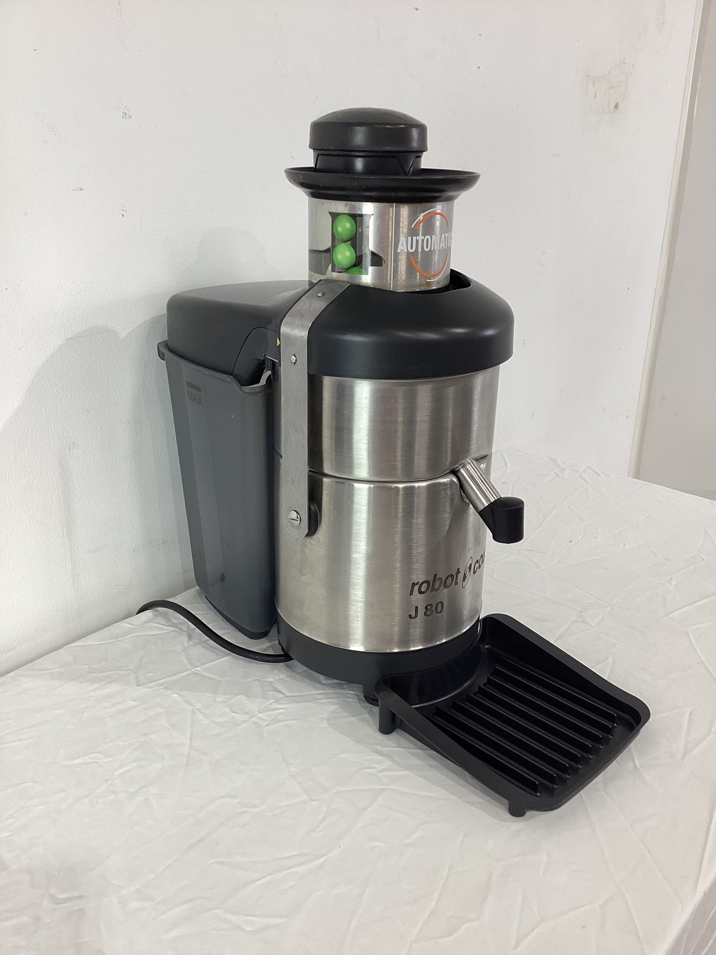 Robot Coupe J80 Automatic Juice Extractor