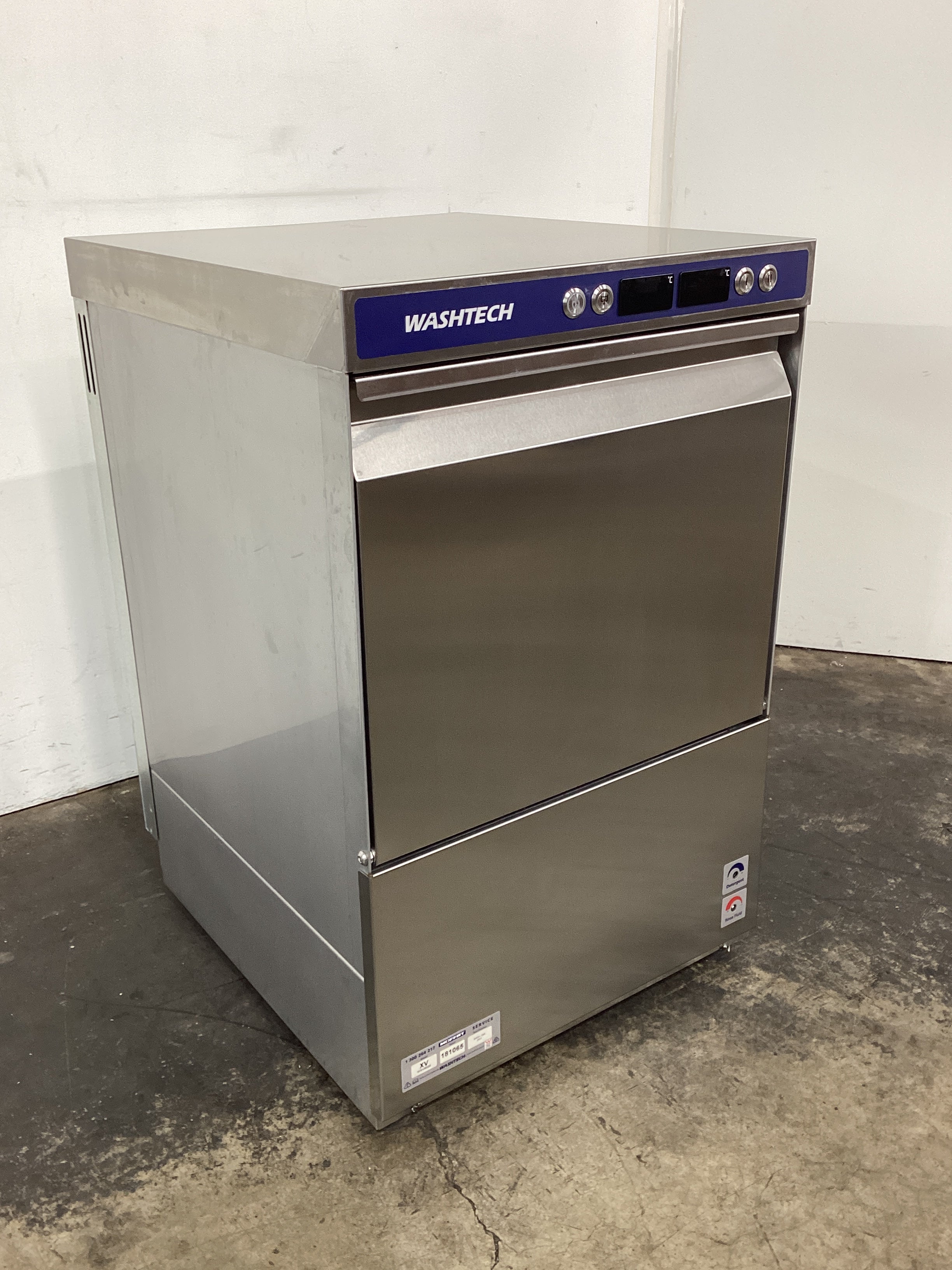 Washtech XV Undercounter Dishwasher