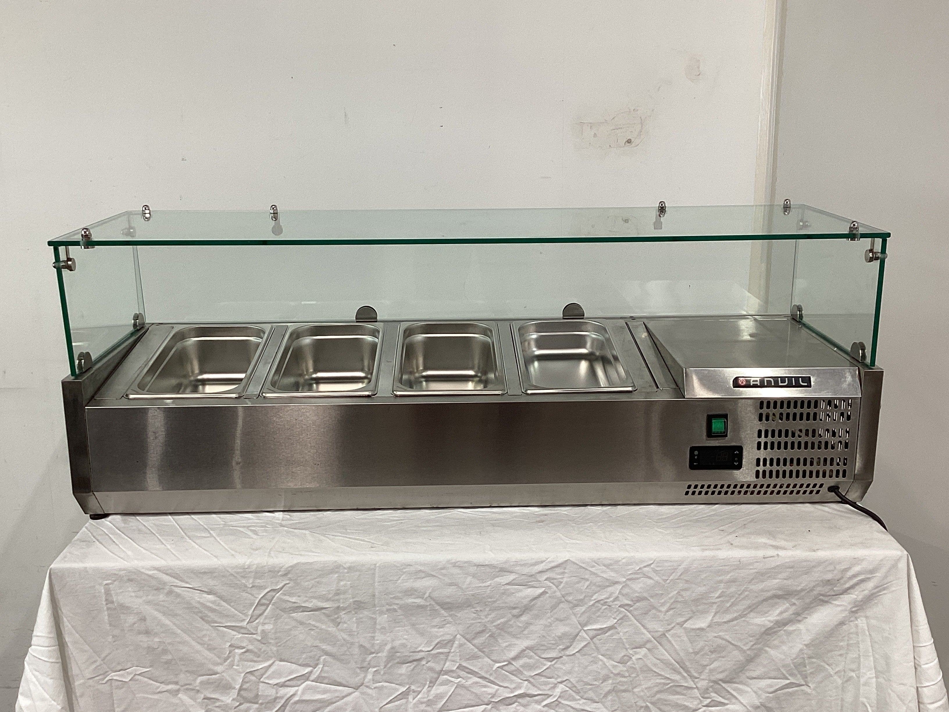 Anvil VRX1200 Countertop Salad/Sushi Bar