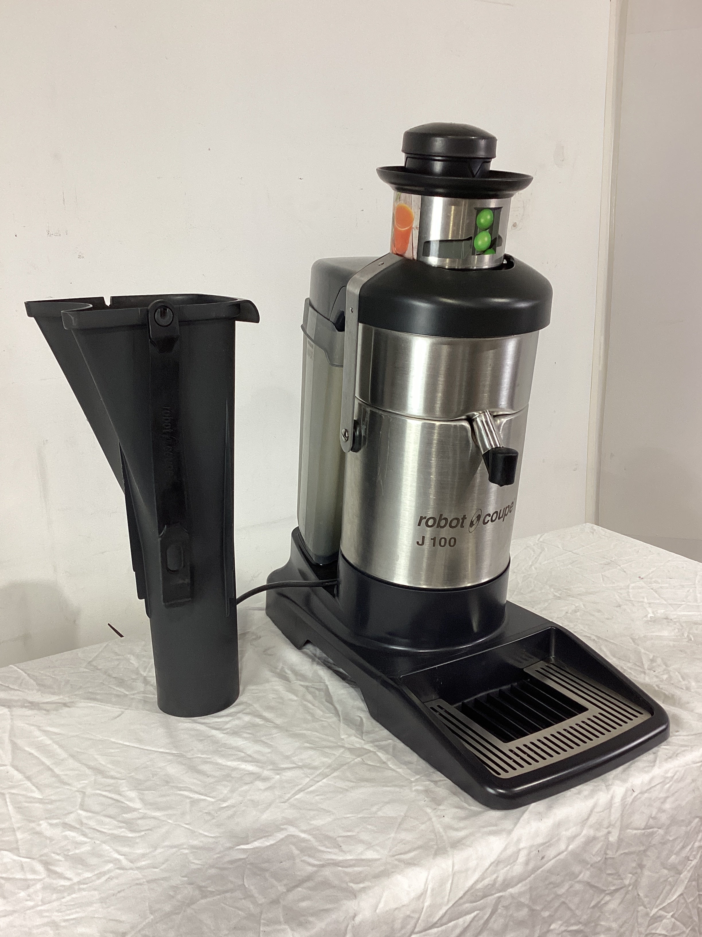 Robot Coupe J100 Juicer