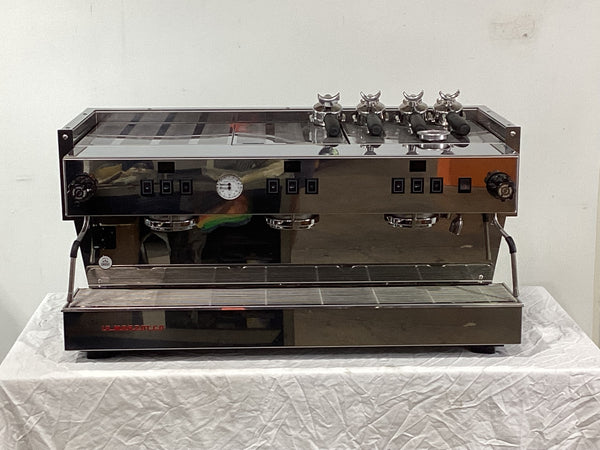 La Marzocco Linea 3AVHW 3 Group Coffee Machine