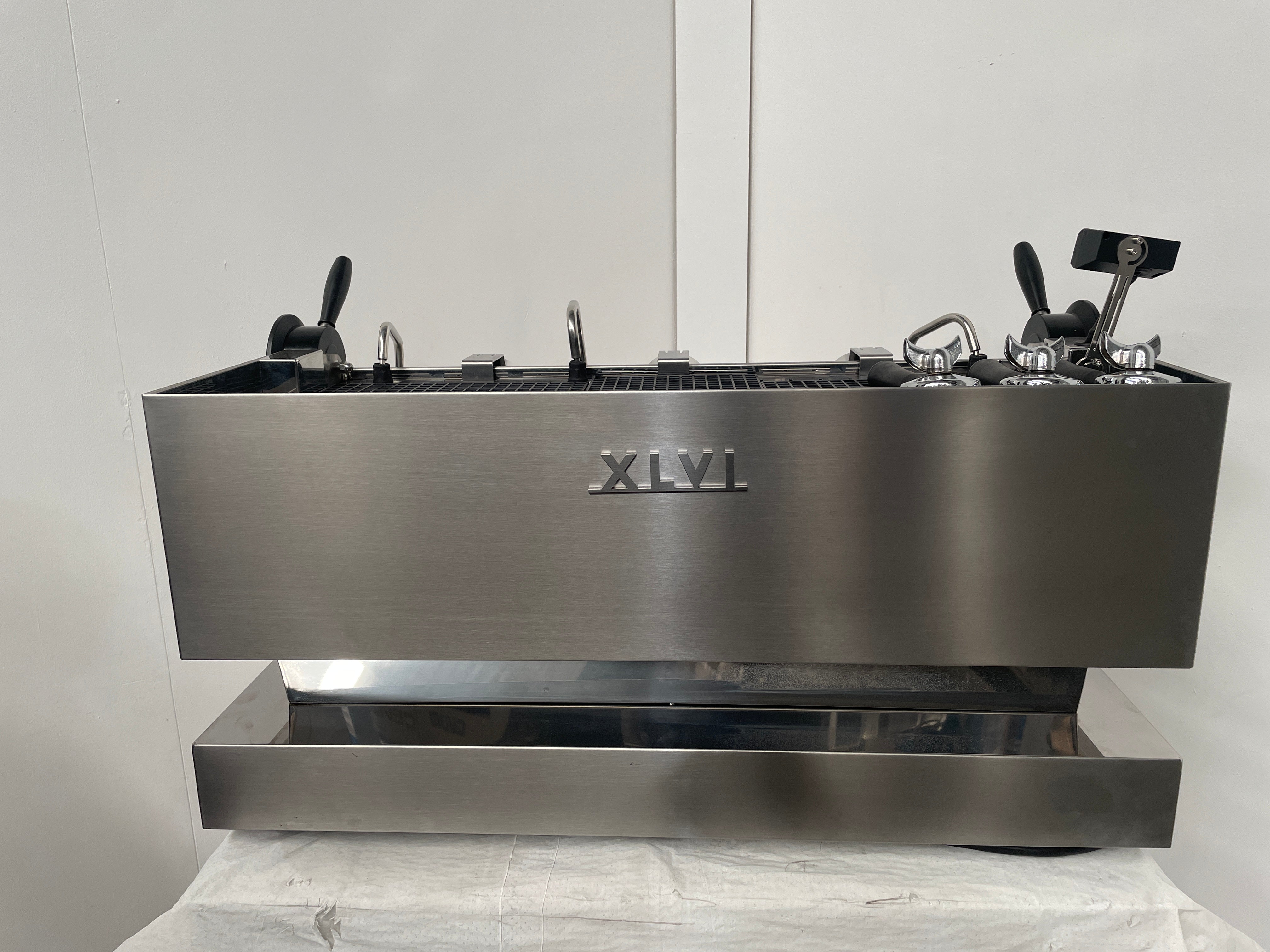 XLVI Steamhammer 3 Group Volumetric Coffee Machine