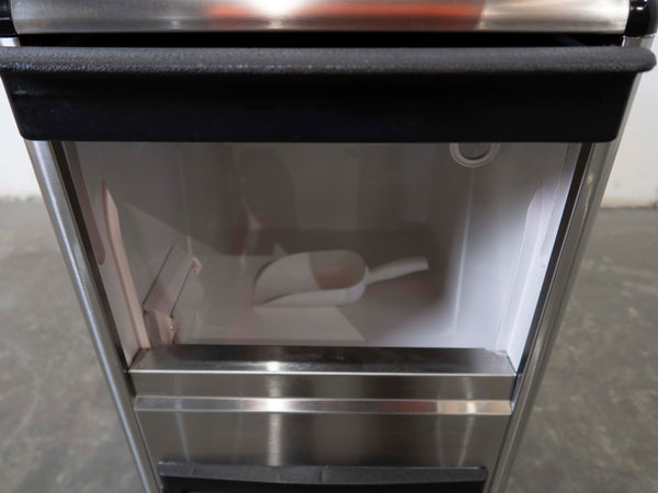 Blizzard SN-25C Ice Machine