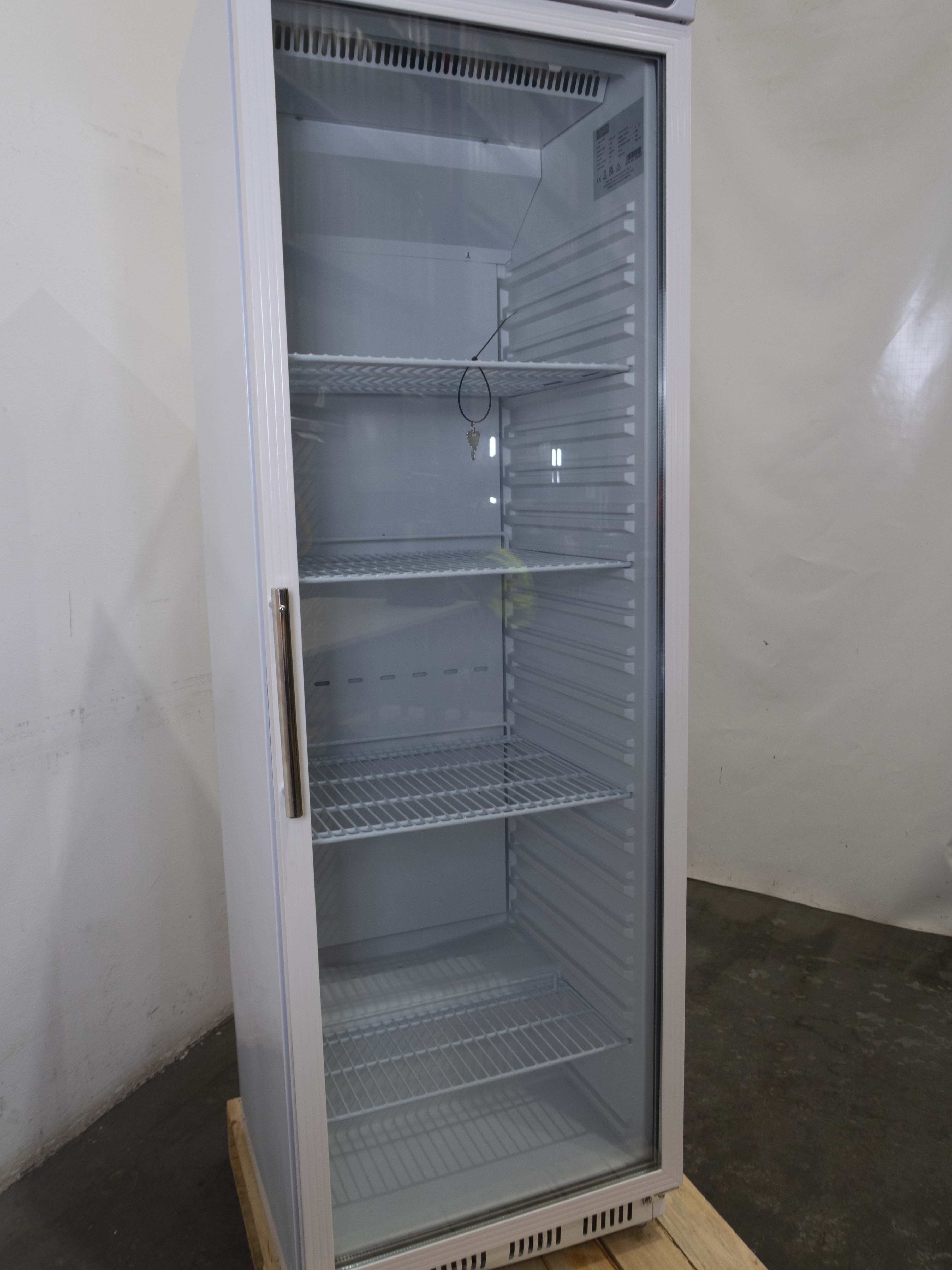 Polar CD087-A-03 Upright Fridge