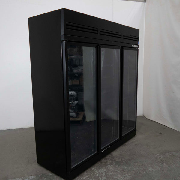 Cold Display Solutions CDS1530 Upright Fridge