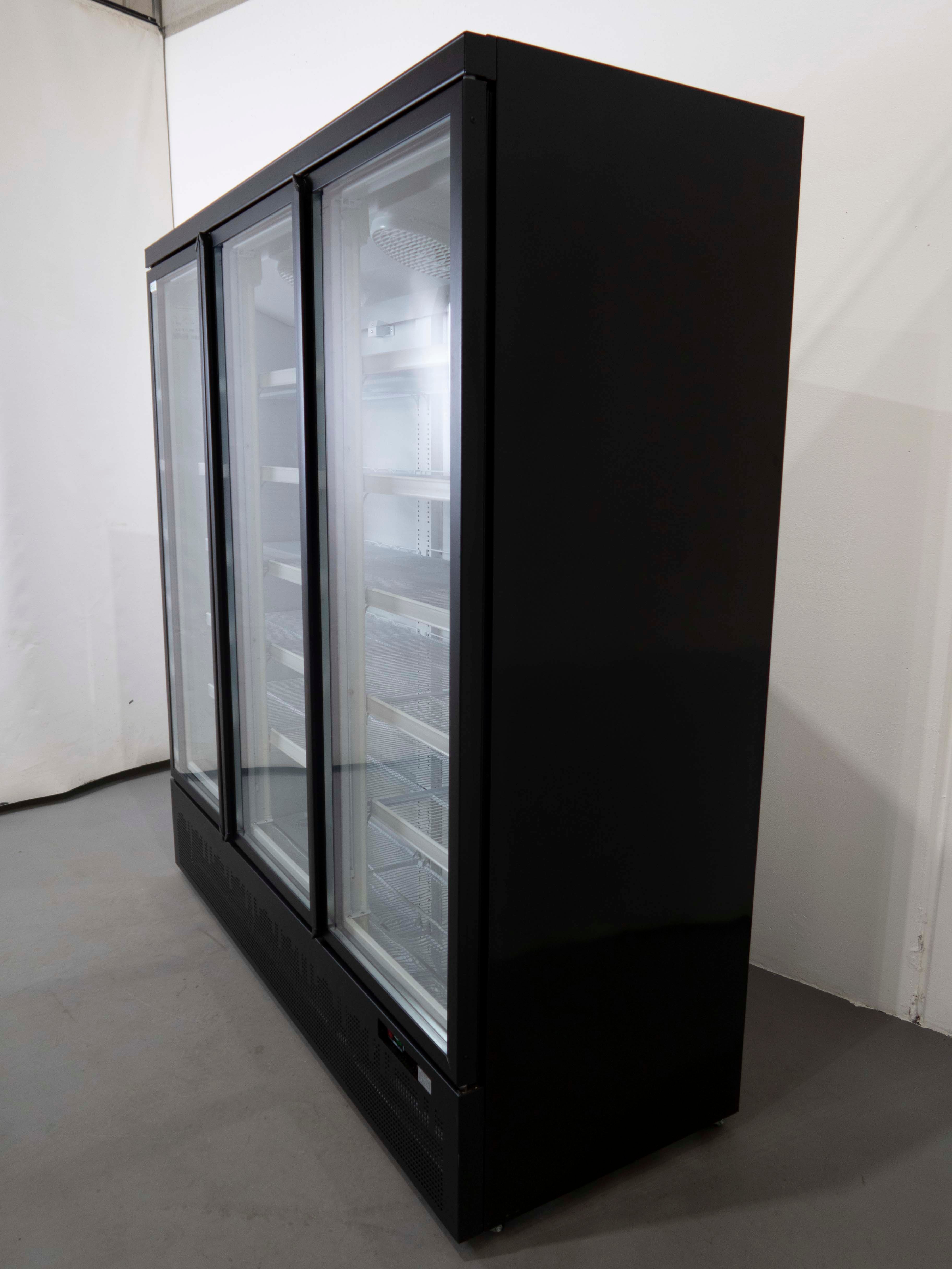 Thermaster LG-1500BGBM Triple Door Supermarket Fridge