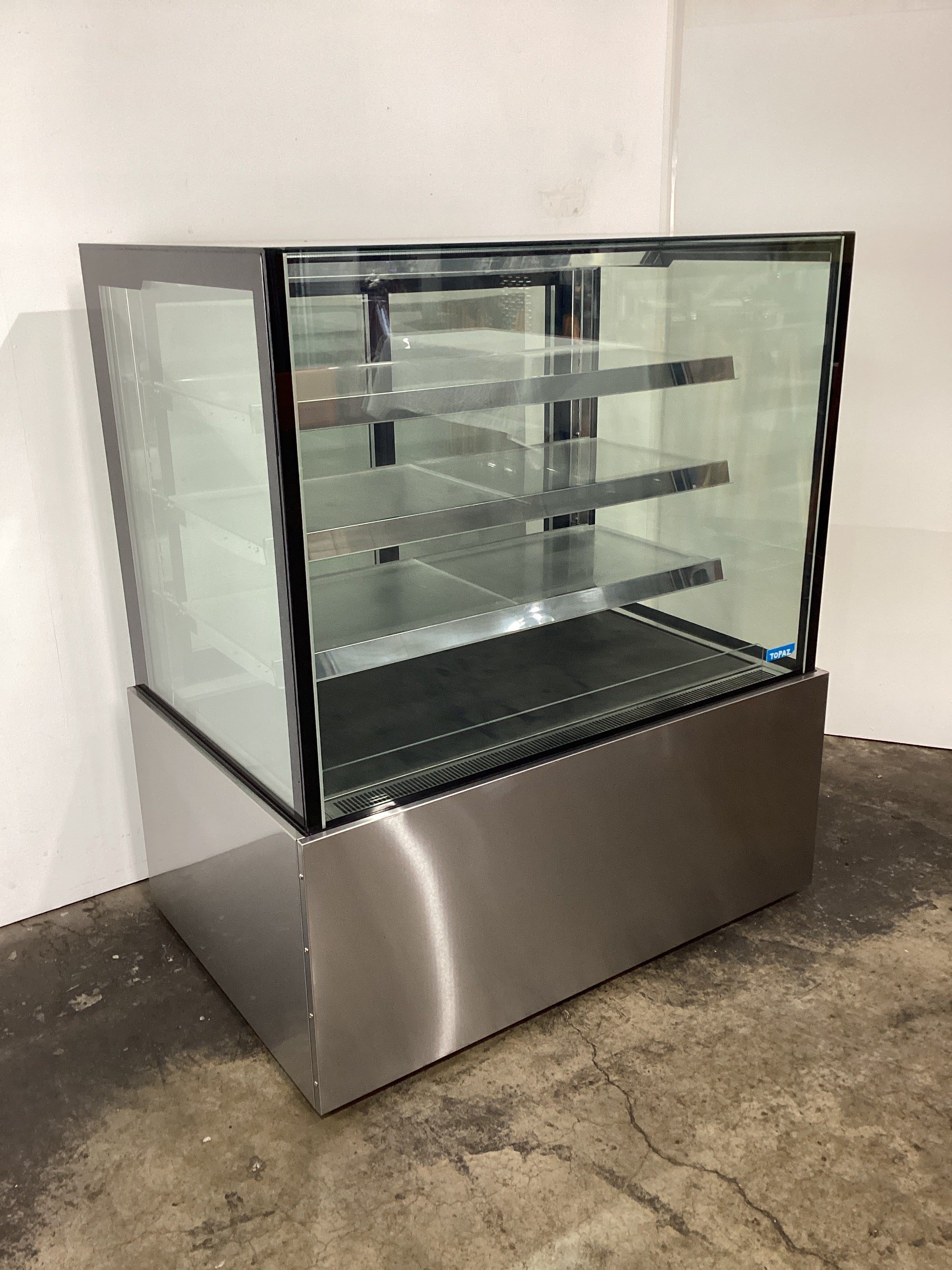 William Topaz HTGH12 Refrigerated Display