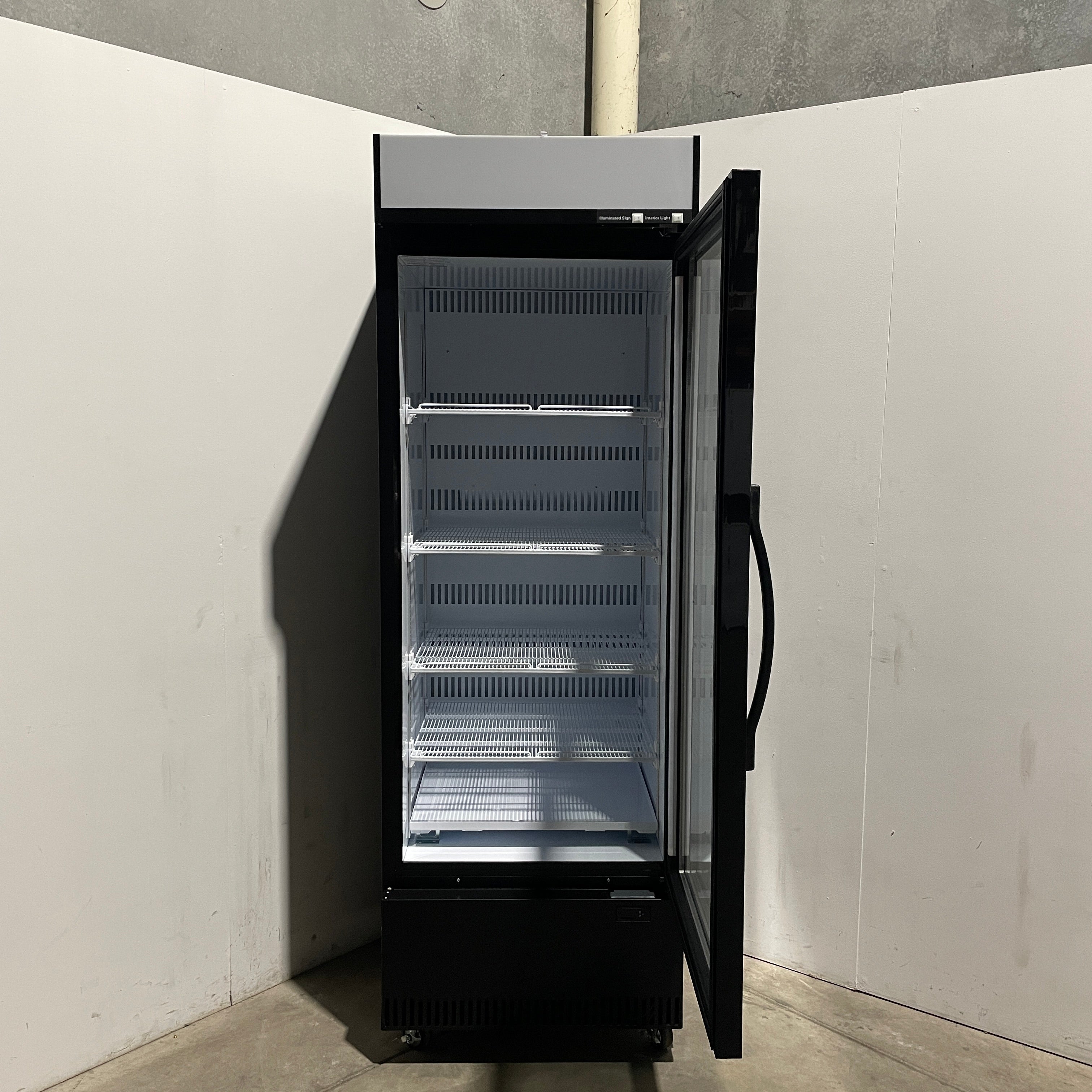 Skope BCE600N Single Glass Door Fridge