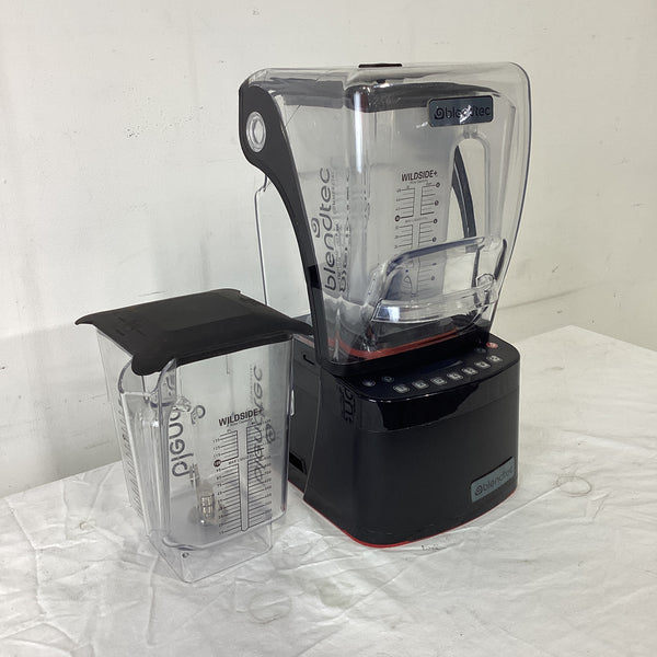 Blendtec Stealth 885 Blender + 2 Jugs