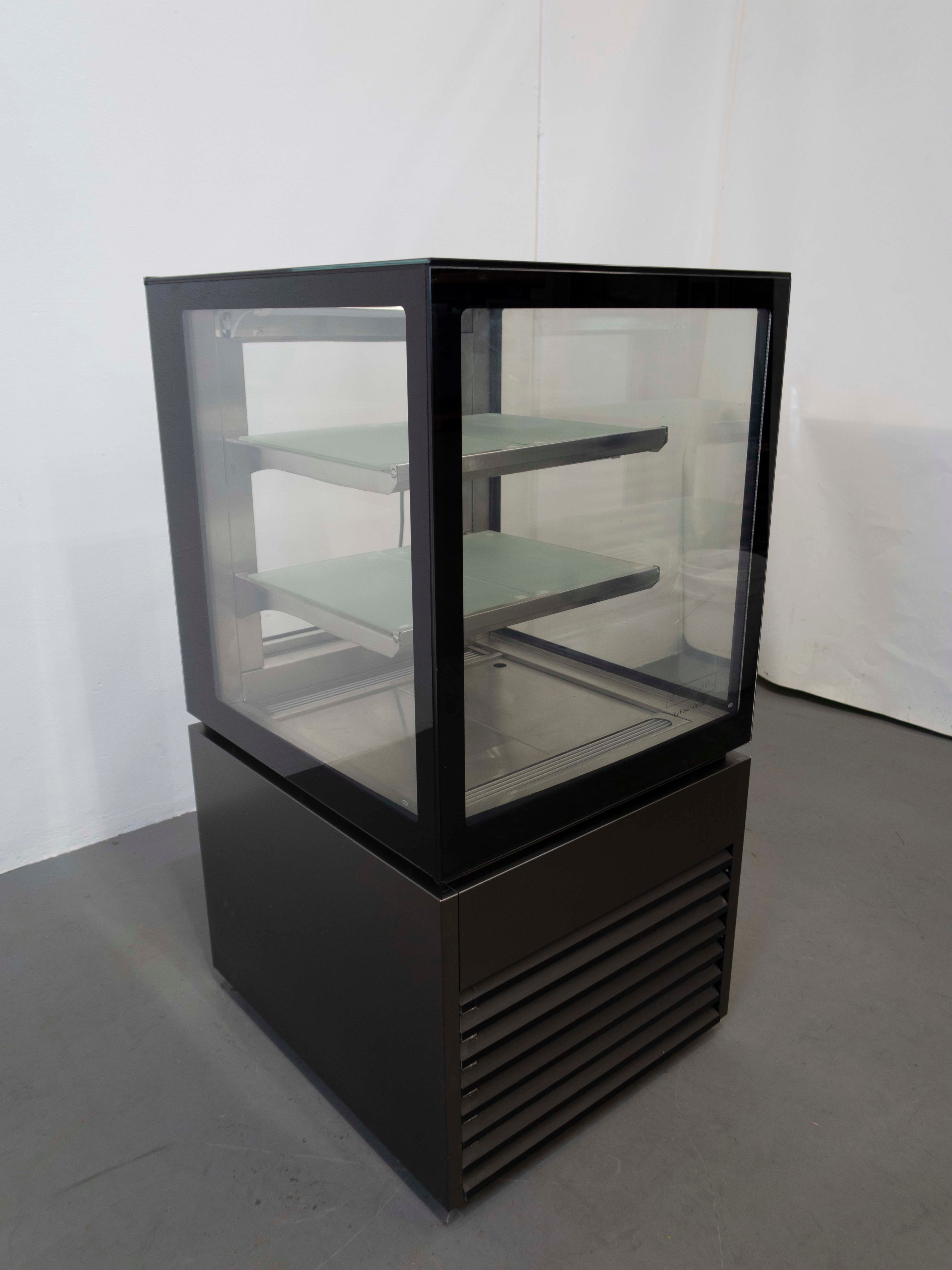 Anvil NDSV3720  3 Tier Cake Display