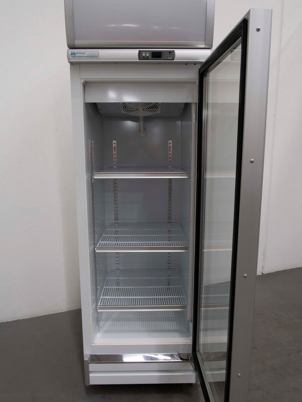 Artisan M1101 Upright Fridge