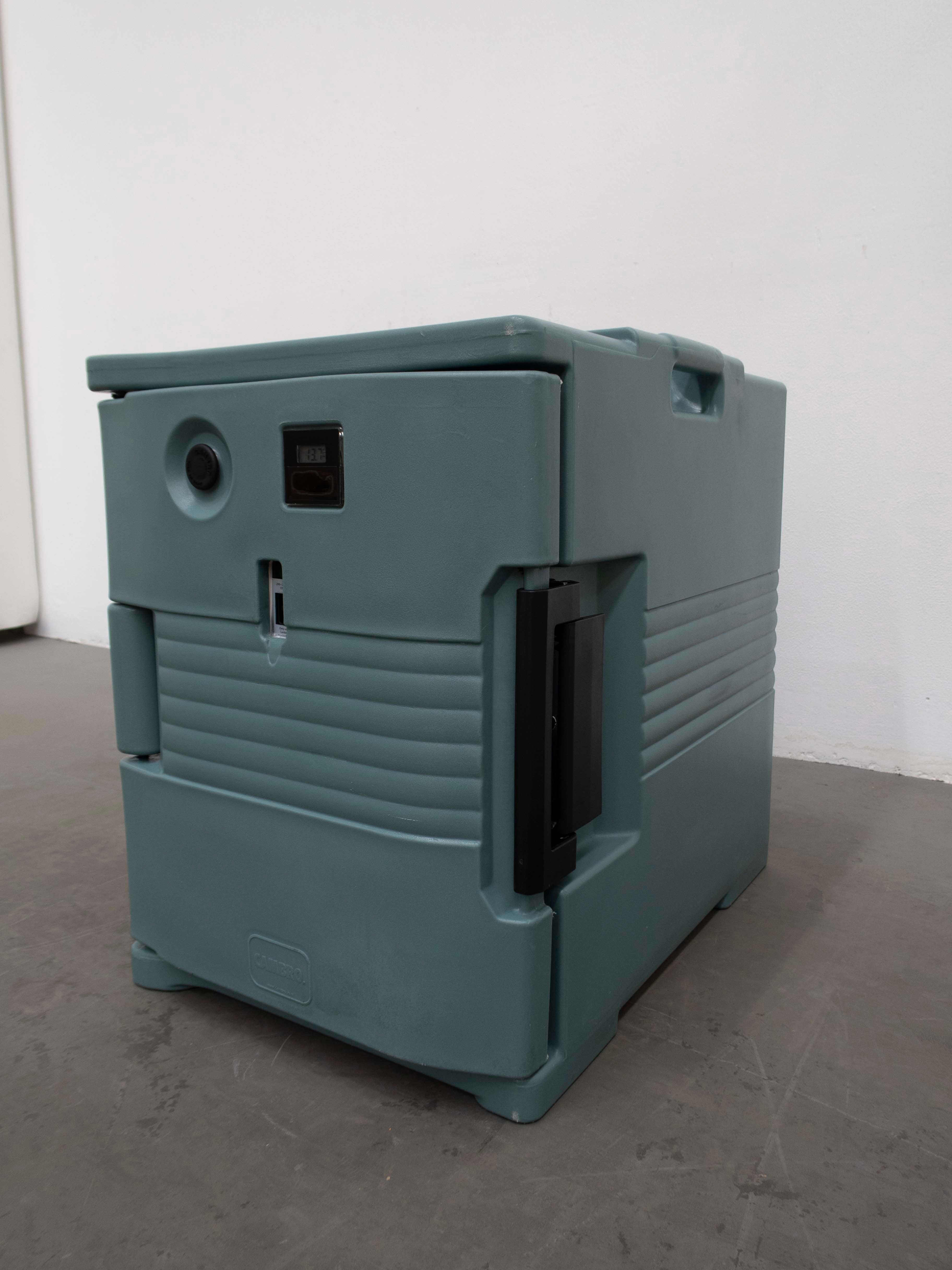 Cambro CAM6100 Warming Cabinet