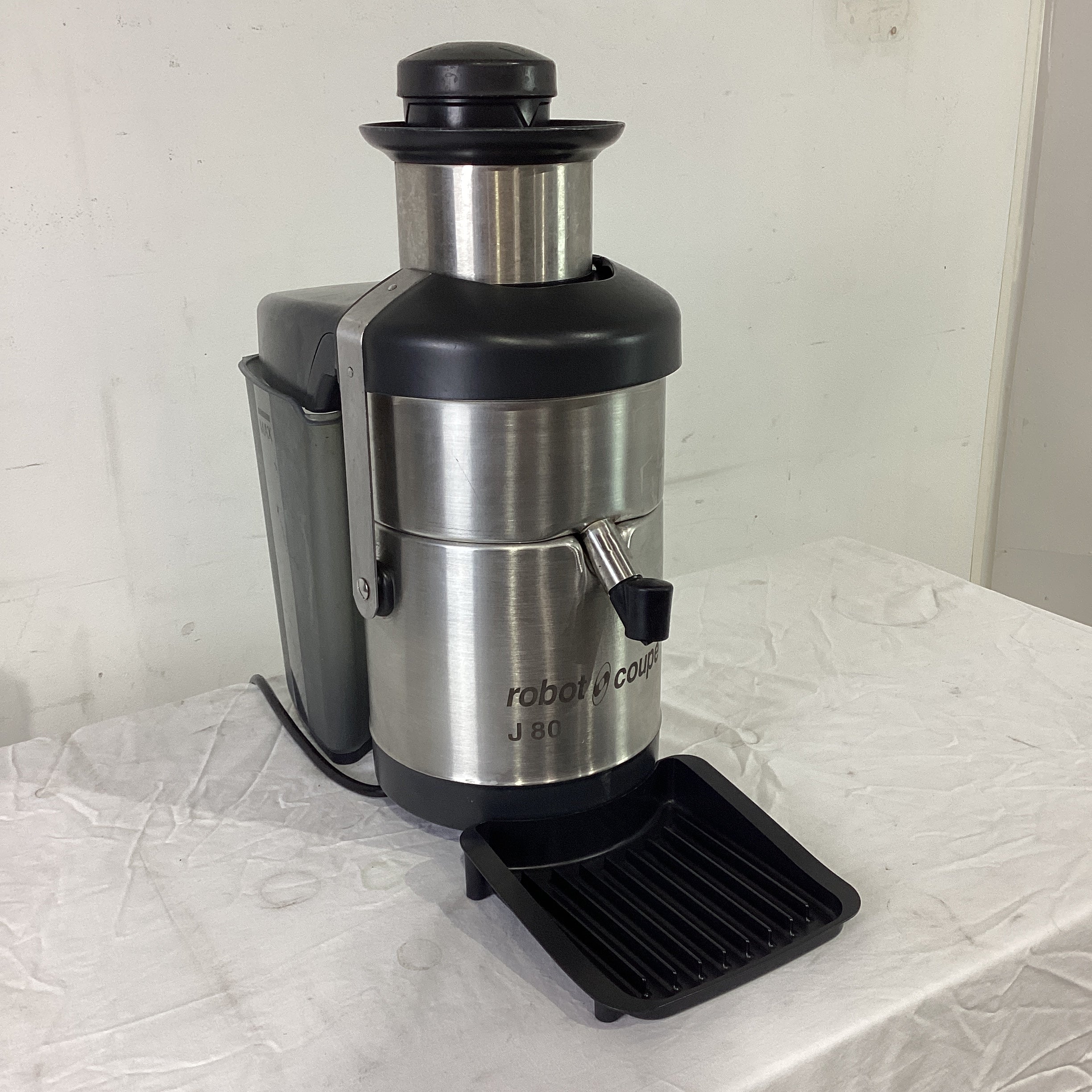 Robot Coupe J80 Juicer