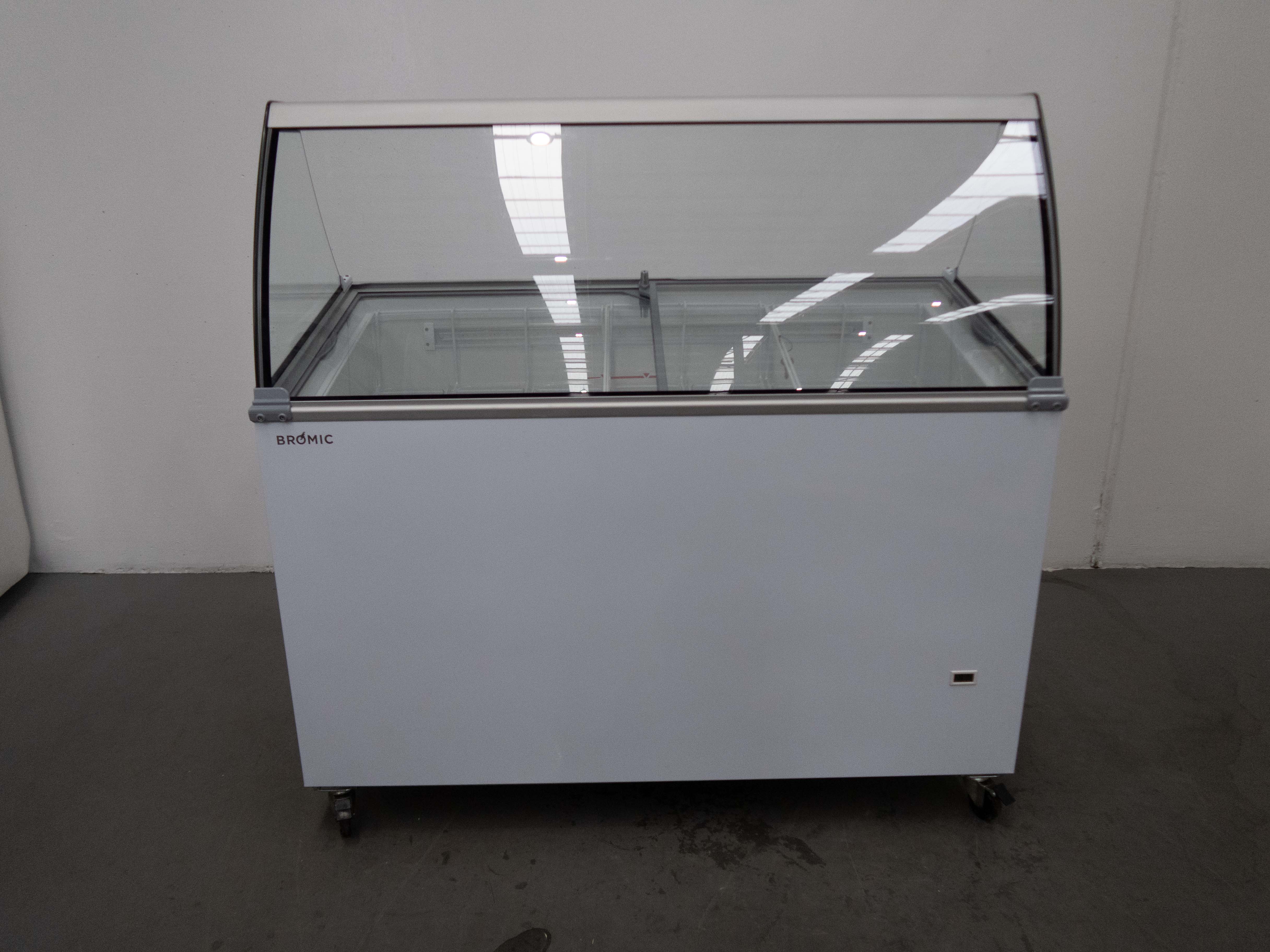 Bromic GD0007S-NR Gelato Display