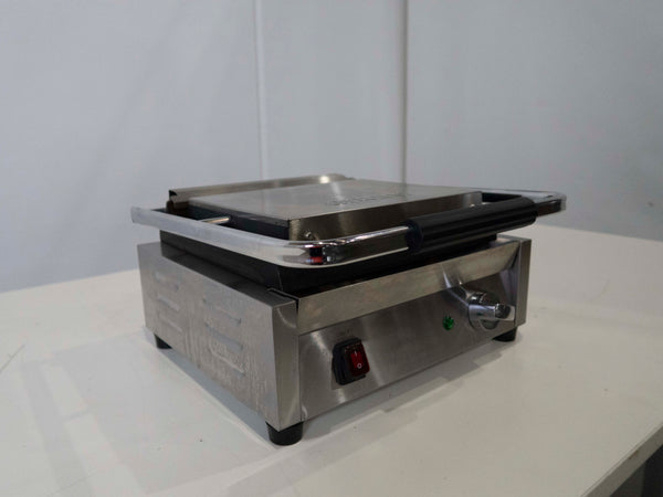Apuro DY995-A-02 Ribbed Contact Grill