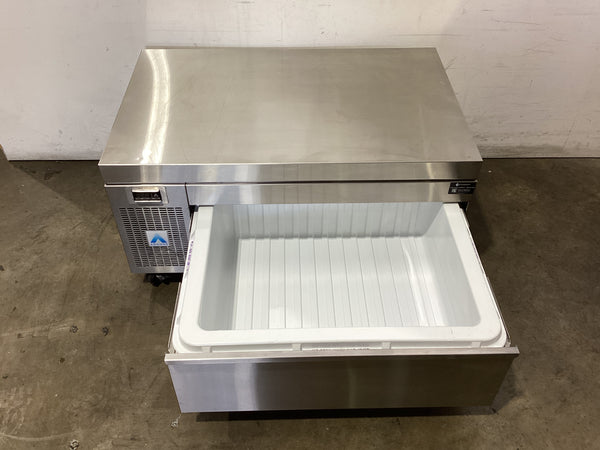 Adande VCSR2V1 Underbench Fridge