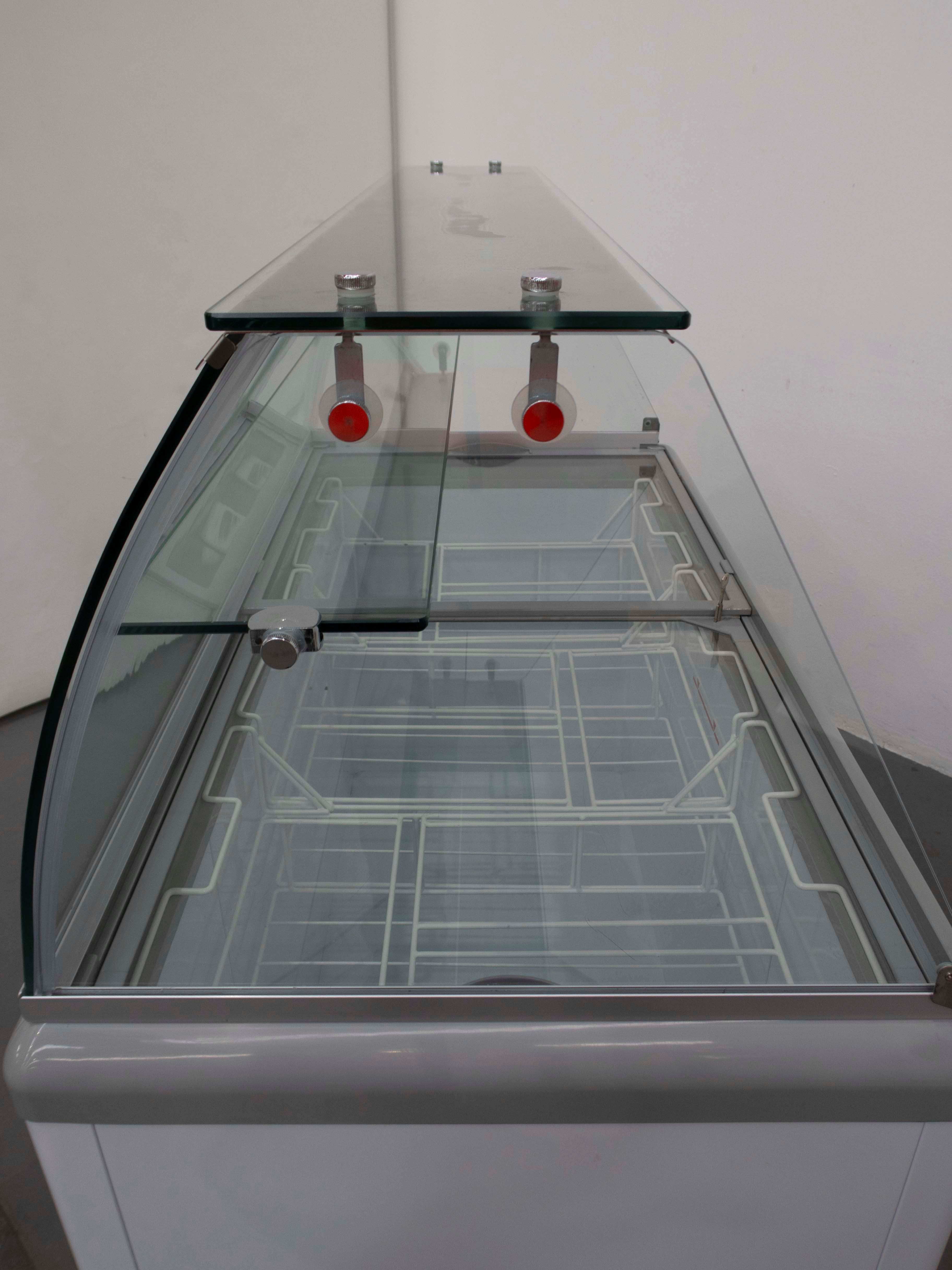 FED SD-450S Gelato Display