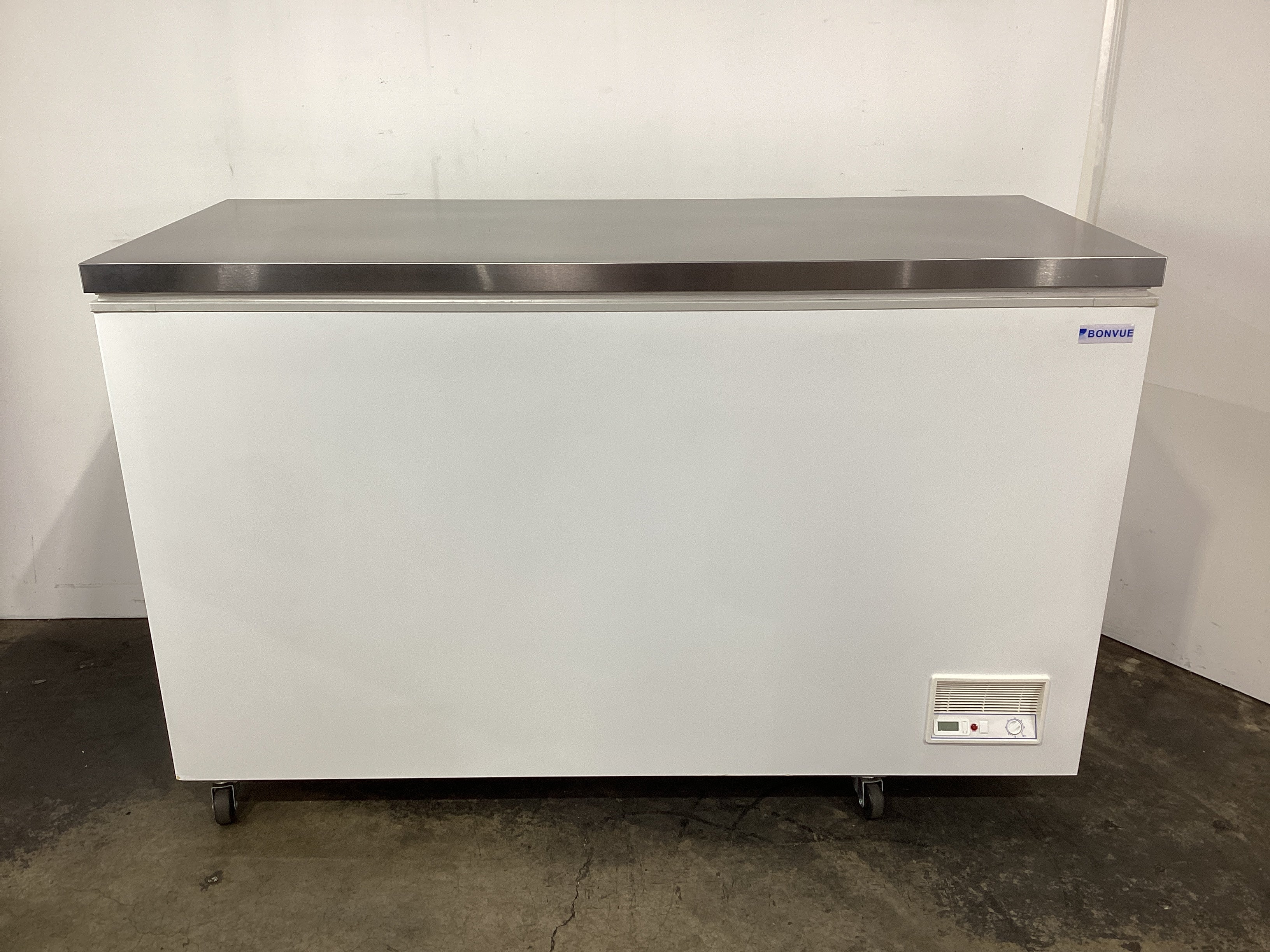 FED BD598F Chest Freezer