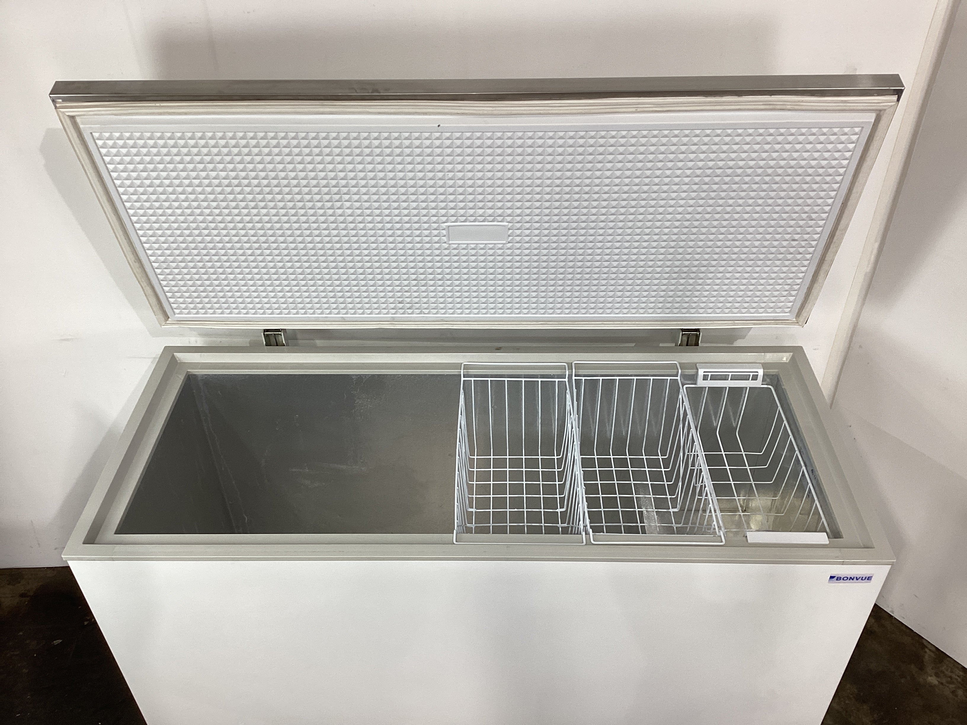 FED BD598F Chest Freezer