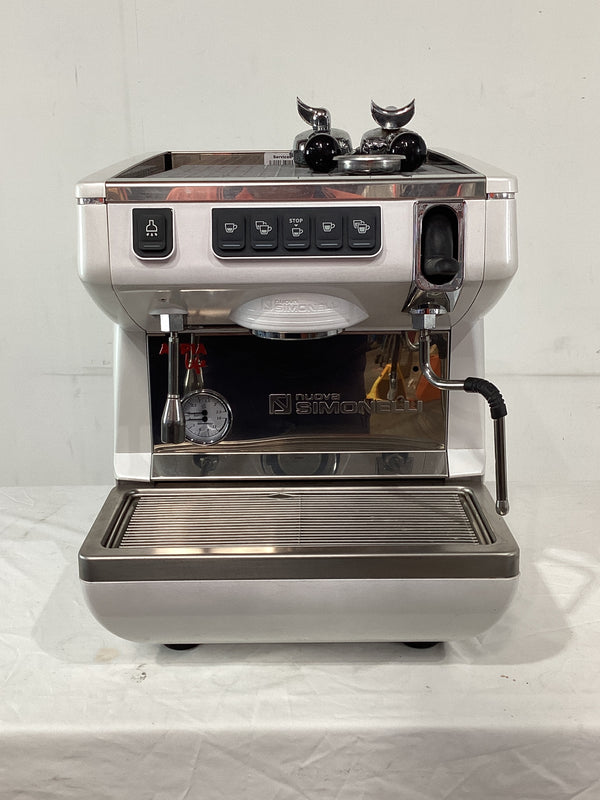 Nuova Simonelli Appia Life V 1 Group Coffee Machine