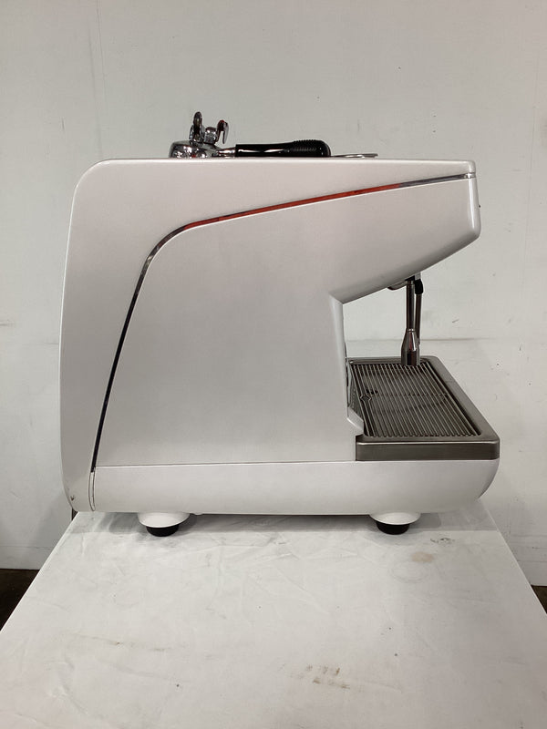 Nuova Simonelli Appia Life V 1 Group Coffee Machine