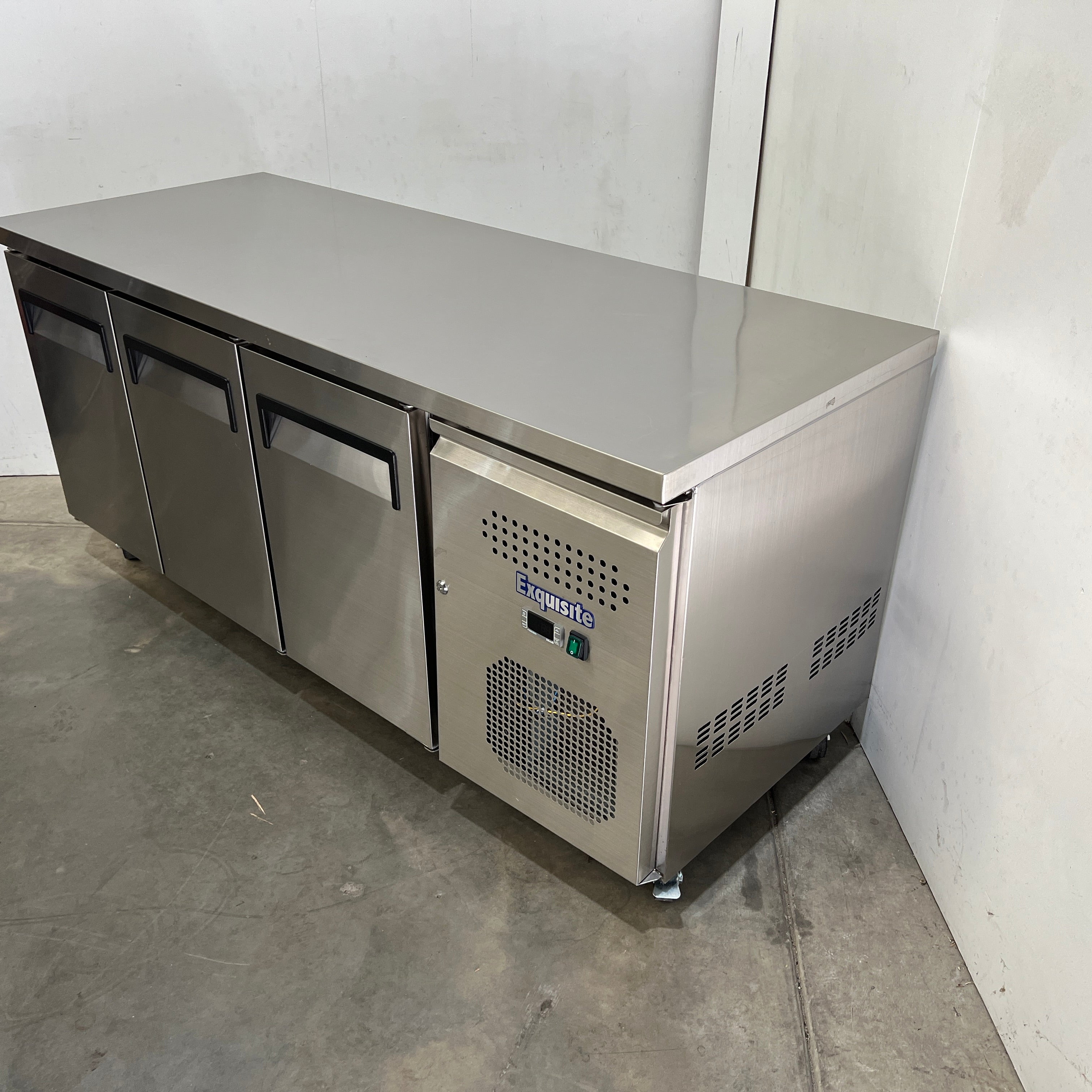 Exquisite USF400H Undercounter Freezer